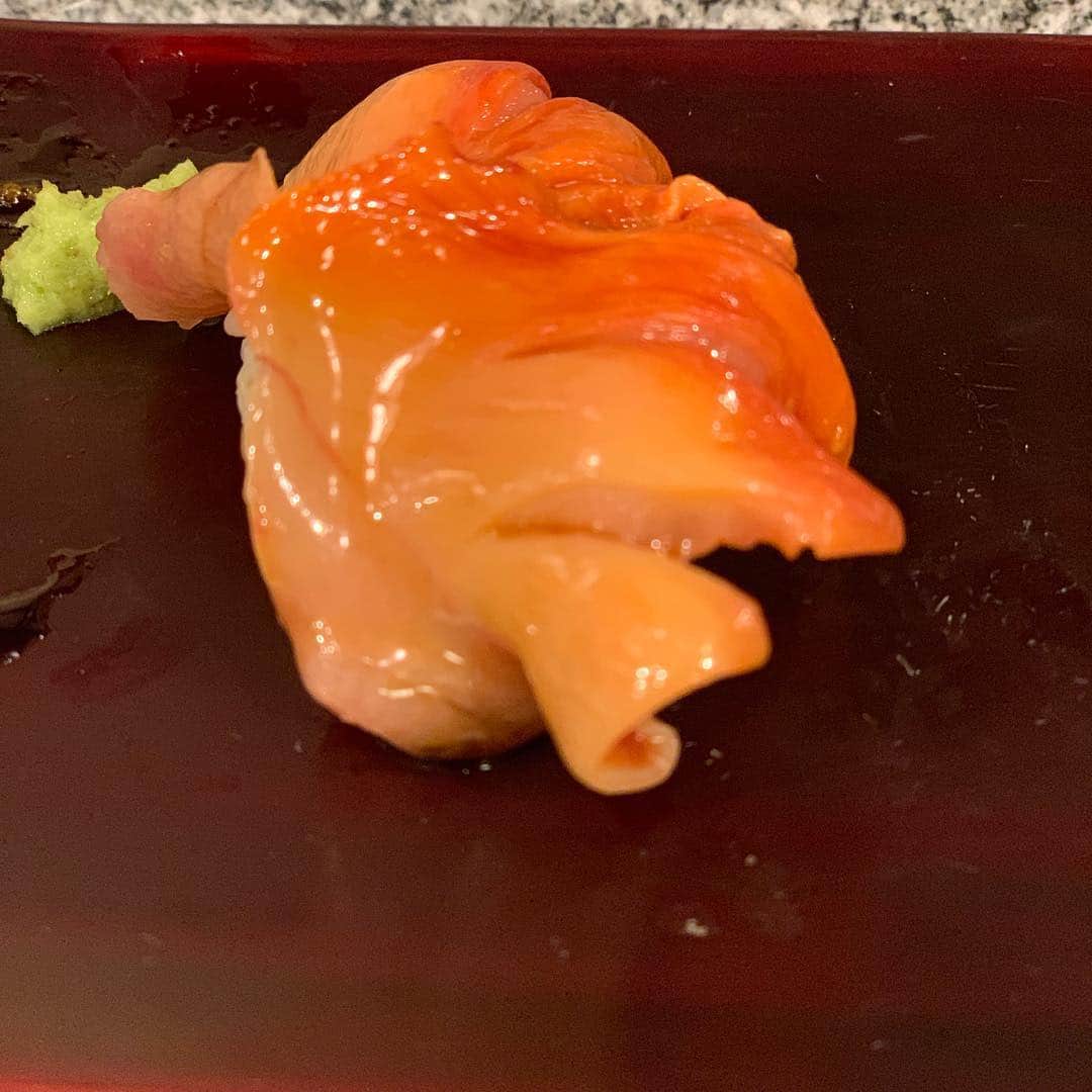 岸本加世子さんのインスタグラム写真 - (岸本加世子Instagram)「静岡の有名な末廣鮨。 久しぶりに来れました。日本一の名店。素敵な出会いもありました。優しくていぶし銀の親方の望月さん。#末廣鮨#宮田和幸#やついいちろう」3月14日 21時29分 - kayokokishimoto