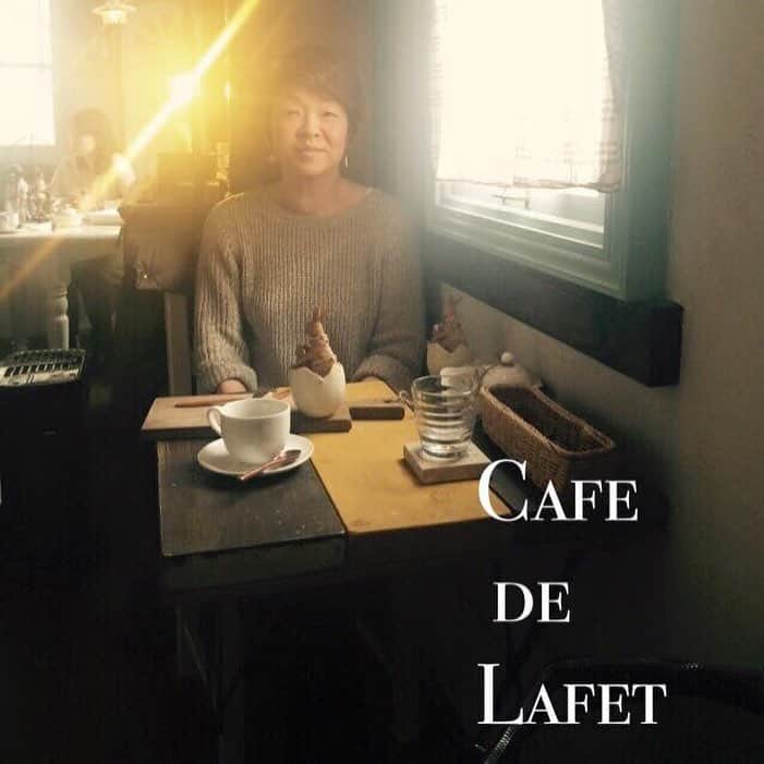 cafe.de.lafet&mon.magasinさんのインスタグラム写真 - (cafe.de.lafet&mon.magasinInstagram)「本日もご来店頂き誠に有難うございました。 🐰お知らせ  新メニューに 紅茶鴨のガレットが加わります。 紅茶鴨は 他の鴨よりもコラーゲンが豊富らしいです🐰 🐰お知らせ  当店2F  ショップより ウール100 タートルブラック が完売致しました。  ウォッシャブル加工により 手洗い可能です。  当店のプライベートブランド モンマガジンより。  明日もどうぞ宜しくお願い致します🐰ペコリ  #café  #cafe  #カフェ  #カフェ巡り  #ファッション  #ガレット  #鴨  #コラーゲン  #ウォーキング  #サイクリング  #カフェランチ  #ペットランチ  #お洒落さんと繋がりたい  #カフェ好きな人と繋がりたい  #さいたま新都心カフェ  #一軒家カフェ  #コーノ式ドリッパー  #コーヒーのある暮らし  #アンティーク  #大宮カフェ  #ライフスタイル」3月14日 21時31分 - cafe.de.lafet