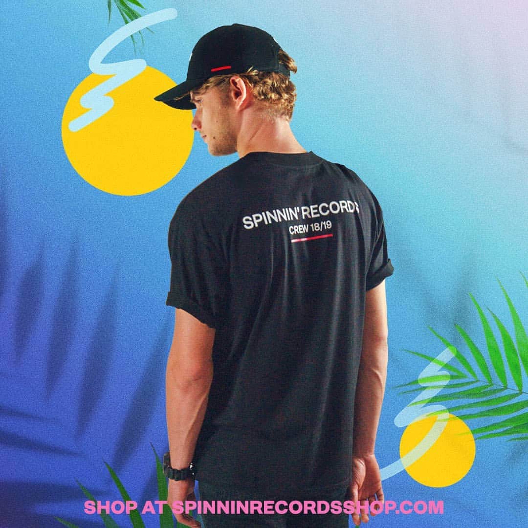 Spinnin' Recordsさんのインスタグラム写真 - (Spinnin' RecordsInstagram)「Want to party in a fresh new outfit at the Spinnin' Hotel in Miami? Treat yourself to one of our smashing Spinnin' Records Tee's and shine like a star! 😎  #spinninrecords #spinninhotel #miami #merchandise」3月14日 21時32分 - spinninrecords