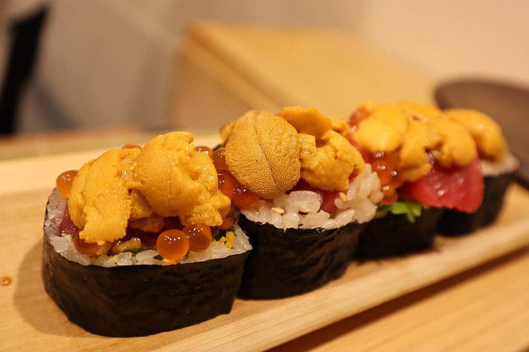 黒ユイのグルメインスタ