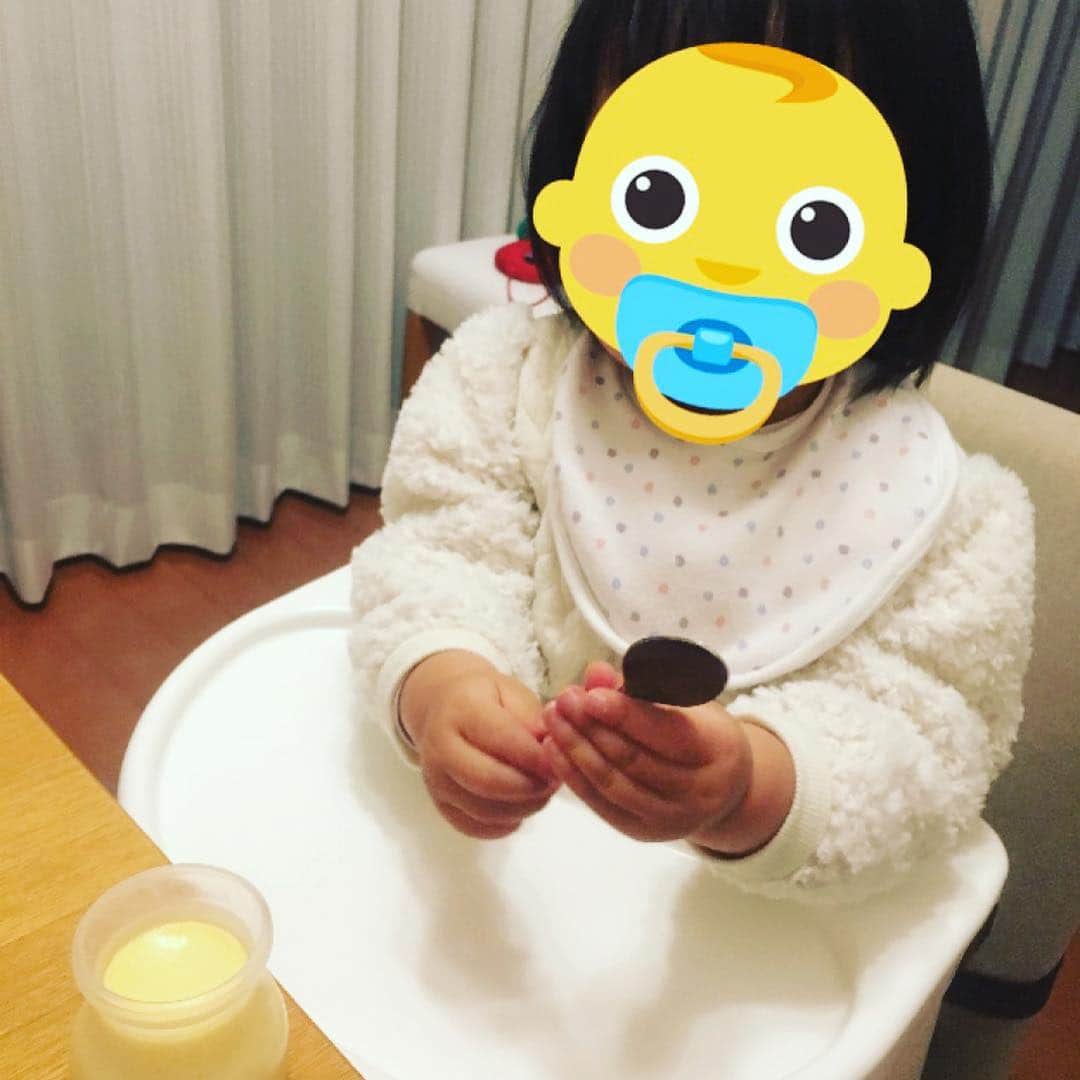 のインスタグラム：「今日の#メーテレ #up で宣言した通り#ホワイトデー の#スイーツ を家族に買って帰ったら… 2人の娘にモテモテでした😆 やっぱり#ホワイトデーのお返し 大事ですね😌 #メーテレup #アナウンサー #倉橋友和 #来年も忘れないように と#心に留めておこう」