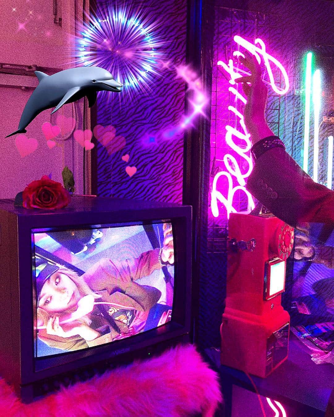 Yup’inのインスタグラム：「今月16日にグランドオープンする古着屋「RELECT 」(@relect2019 )のレセプションパーティーにお邪魔しました💖 古着好きの次世代ギャルちゃんは、絶対チェックなセレクトショップだと思う〜！✔️ 最高にイケてて、どこを写真におさめても盛れちゃう空間なので、何時間も居られちゃう！！笑 . 場所は、渋谷スペイン坂の上なんだけど、 GW明けまでの期間限定みたいなので是非いってみてね。 私もオープンしたらまた行こっと🦓🐆 . #relect #リレクト #ギャル #次世代ギャル #かわいい #古着屋 #古着 #セレクトショップ #ニューオープン #渋谷 #shibuya #playshibuya #postokyo #gal #newopen」