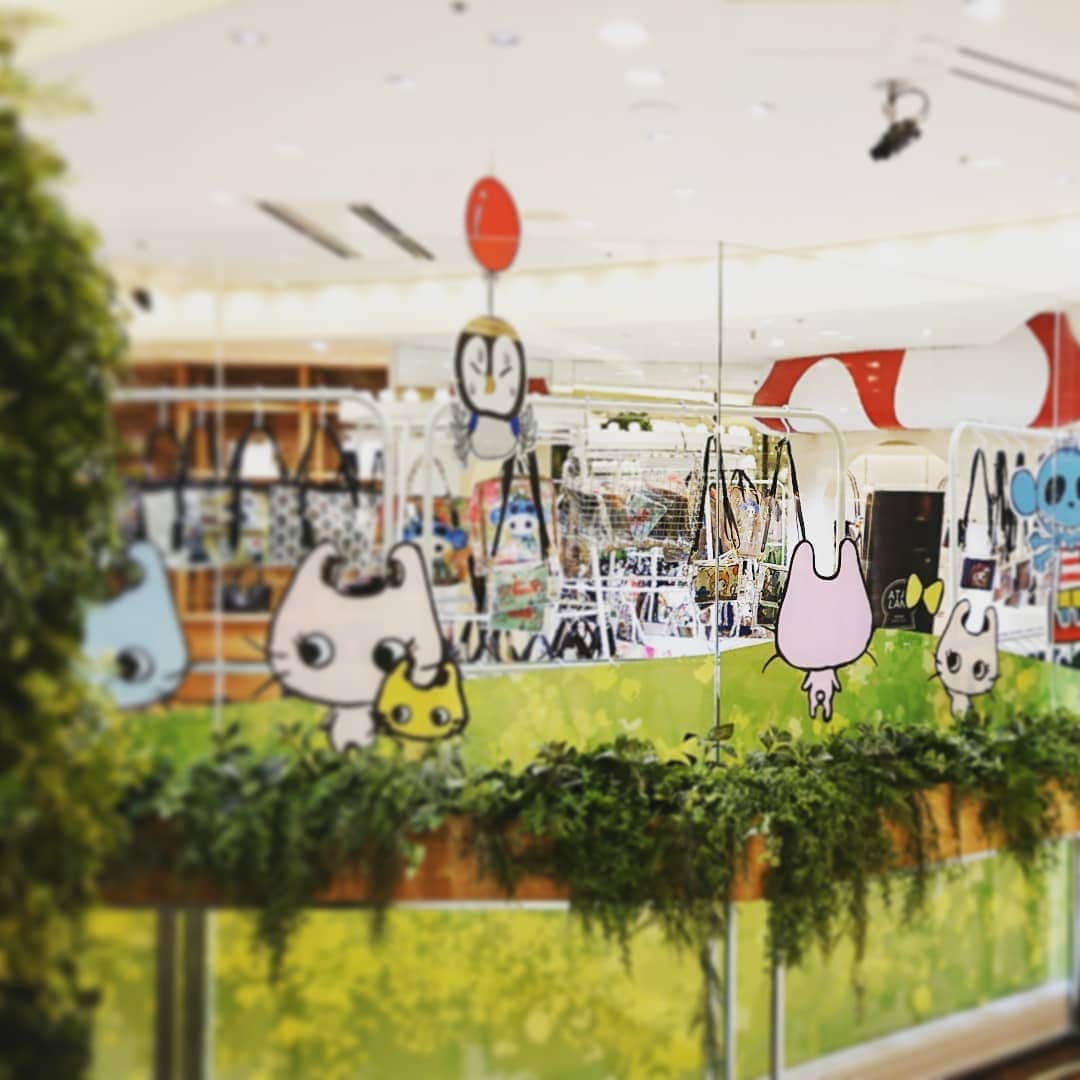 ILEMERのグルメインスタ