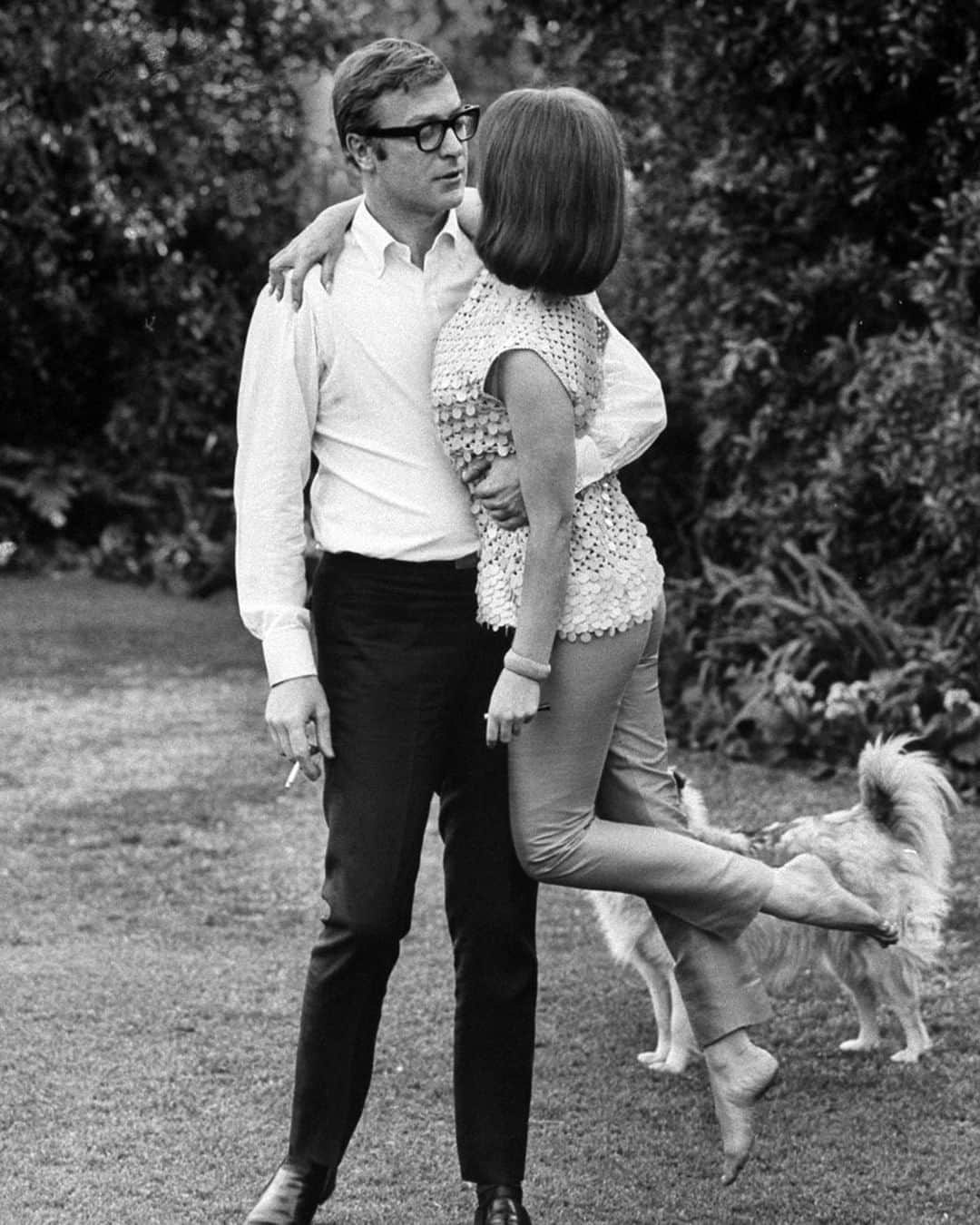 lifeさんのインスタグラム写真 - (lifeInstagram)「Happy Birthday to LIFE Legend Michael Caine! He turns 86 years old today, born on March 14, 1933 in London, England. He is pictured here with Natalie Wood in 1966. (Bill Ray—The LIFE Picture Collection/Getty Images) #LIFElegends #MichaelCaine #TBT」3月14日 21時57分 - life