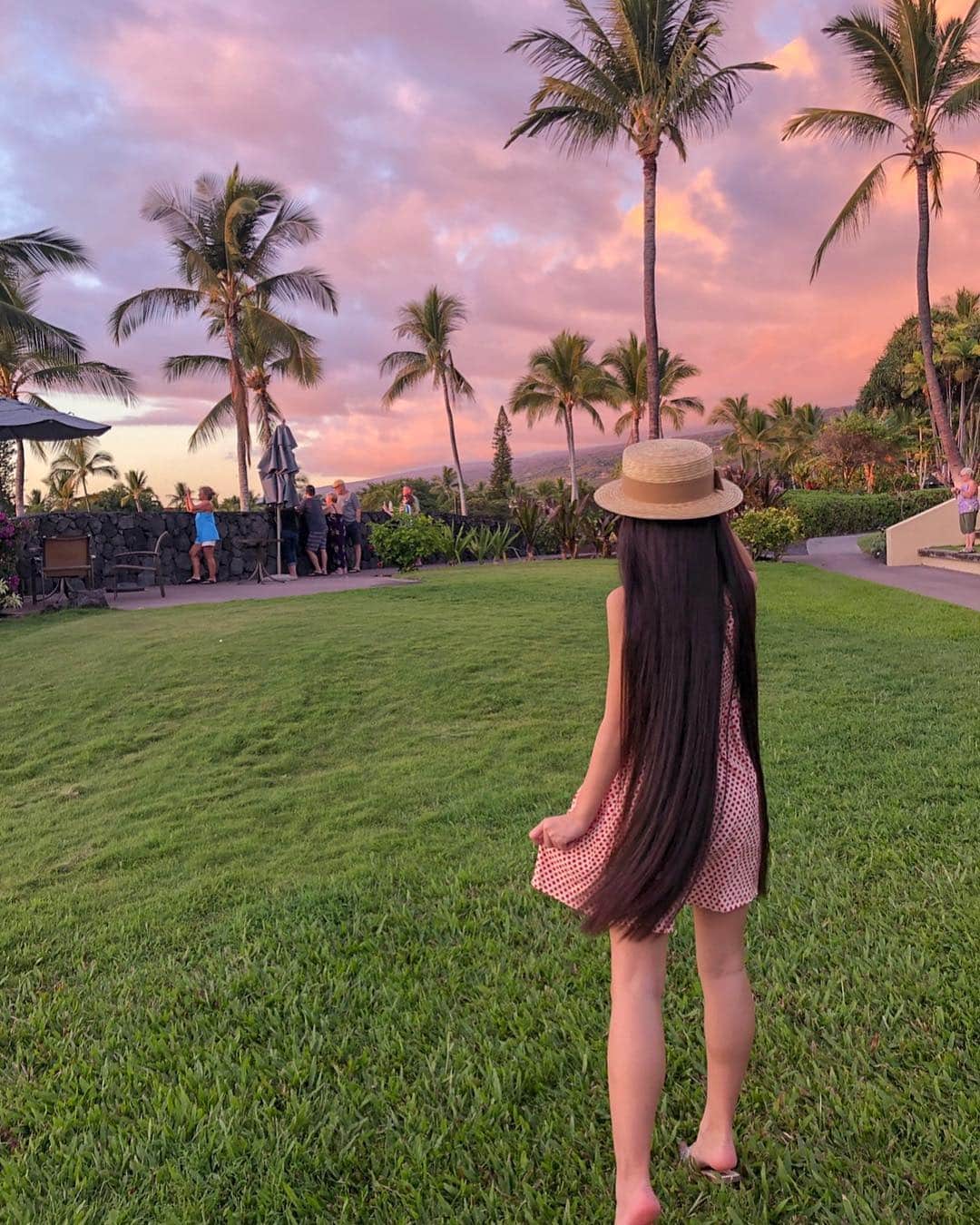 Laraさんのインスタグラム写真 - (LaraInstagram)「Purple Sunset 🌅  #hawaii #bigisland . . この日の夕やけきれいだったな 🌴 . .」3月14日 22時22分 - fa_la_lara