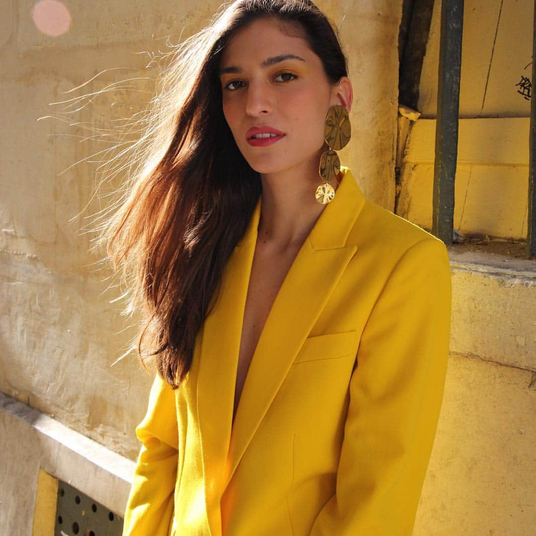 Monica Sordoさんのインスタグラム写真 - (Monica SordoInstagram)「Because we love girls with a vision, today we celebrate @marinatestino and her sustainable approach to fashion #yellowlikea🍋 #MonicaSordo」3月14日 22時19分 - monicasordo