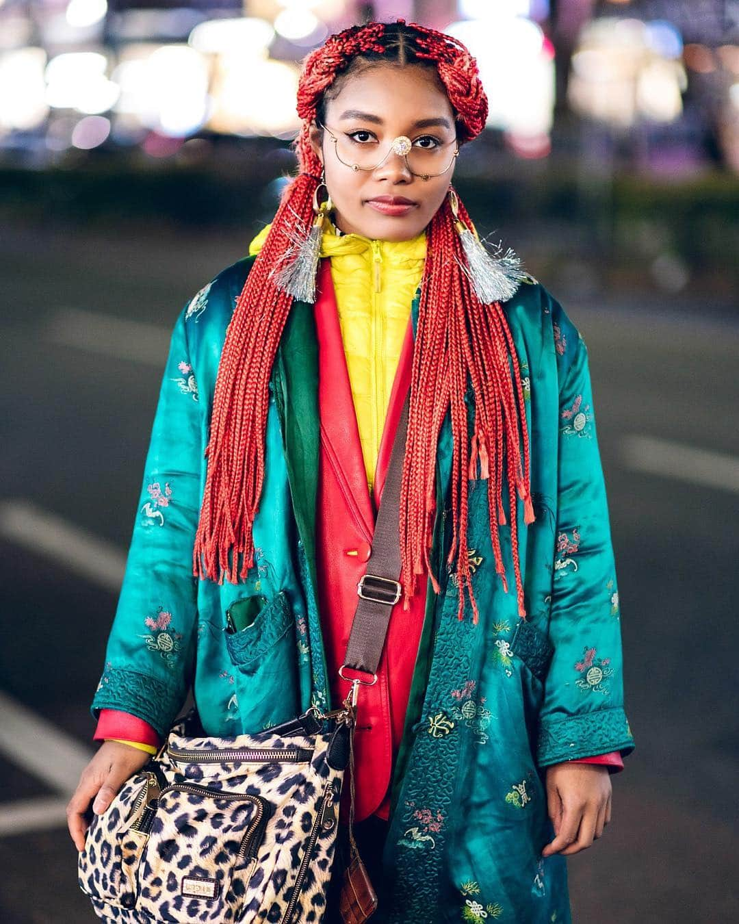 Harajuku Japanさんのインスタグラム写真 - (Harajuku JapanInstagram)「Vanessa Naomi (@_hapivane_) and T. (@tdotme) on the street in Harajuku. She’s wearing a Christian Dior silk coat, UNIQLO top, Yohji Yamamoto wide pants & Gallerie Tokyo platforms. He’s wearing a vintage 1970s plaid suit, Kenzo shirt, Dior necktie, ADSR glasses & Dr. Martens.」3月14日 22時32分 - tokyofashion