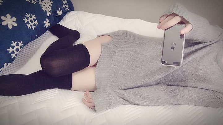 涼のささやきちゃんねるさんのインスタグラム写真 - (涼のささやきちゃんねるInstagram)「ニーソ履いて自撮りしまくるオトコの娘。」3月14日 22時37分 - ryou_sasayaki