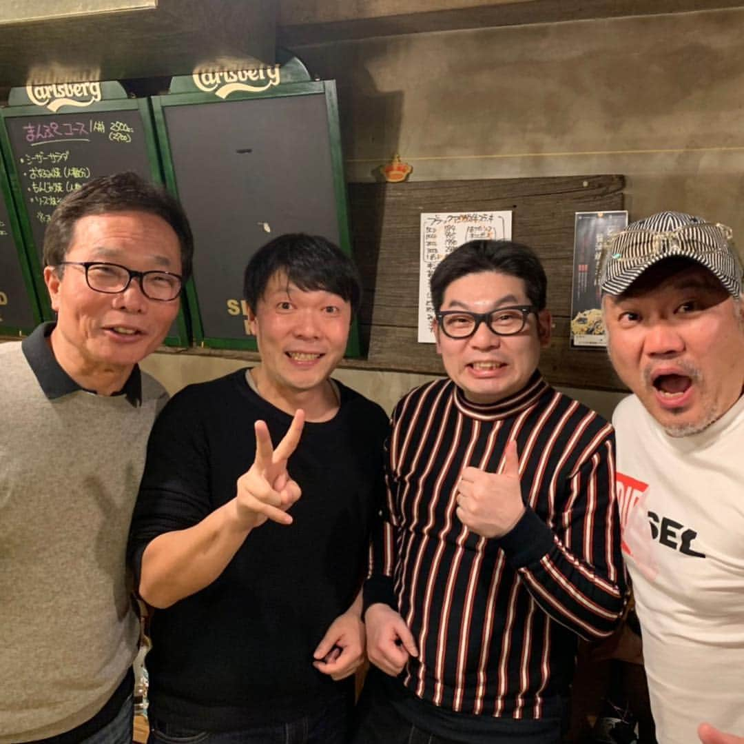 山本高広さんのインスタグラム写真 - (山本高広Instagram)「不思議な飲み会🍻 #左から #屋良有作 さん #ちびまる子ちゃん #父ひろし役 #スーパー大御所声優さん #71歳お誕生日🎂 #オラキオ #元弾丸ジャッキー #山本高広 #服部潤 さん #とんねるずのみなさんのおかげでした  #ナレーション #水曜のダウンタウン  #ナレーション #スーパー大御所声優さん」3月15日 4時07分 - _yamamoto_takahiro_