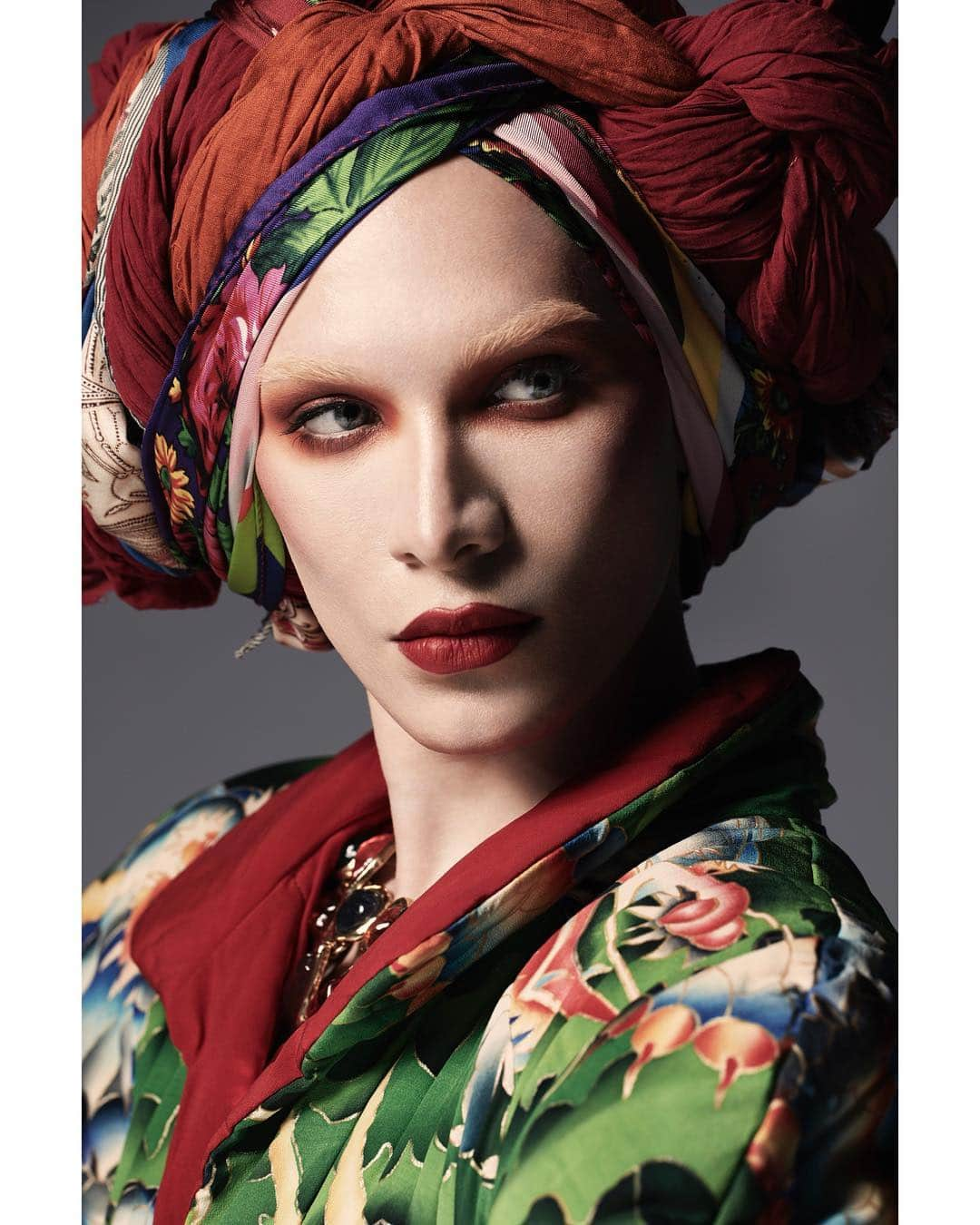 Shun Watanabeさんのインスタグラム写真 - (Shun WatanabeInstagram)「Stunning Queen MISS FAME for @voguejapan online Photography @takayofficial  Hair @katsuyakamo  Make up and Model @missfamenyc  Styling and Creative direction @shun_watanabe  Vintage Jacket and Kimono rope by KANSAI YAMAMOTO Gold sequin pants by @marcjacobs  Vintage boots by Vivienne Westwood Scarves on head @pierrelouismascia  Vintage Necklace by Yves Saint Laurent Special Thanks @casukoroche」3月14日 23時08分 - shun_watanabe