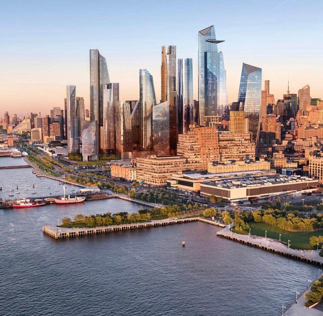 のインスタグラム：「Hudson Yards—the inspiration behind our spring-ready floral—officially opens tomorrow! Via @future.nyc  #bondno9 #bondno9ny #newyork #newyorkcity #fragrance #hudsonyards #perfume #love」