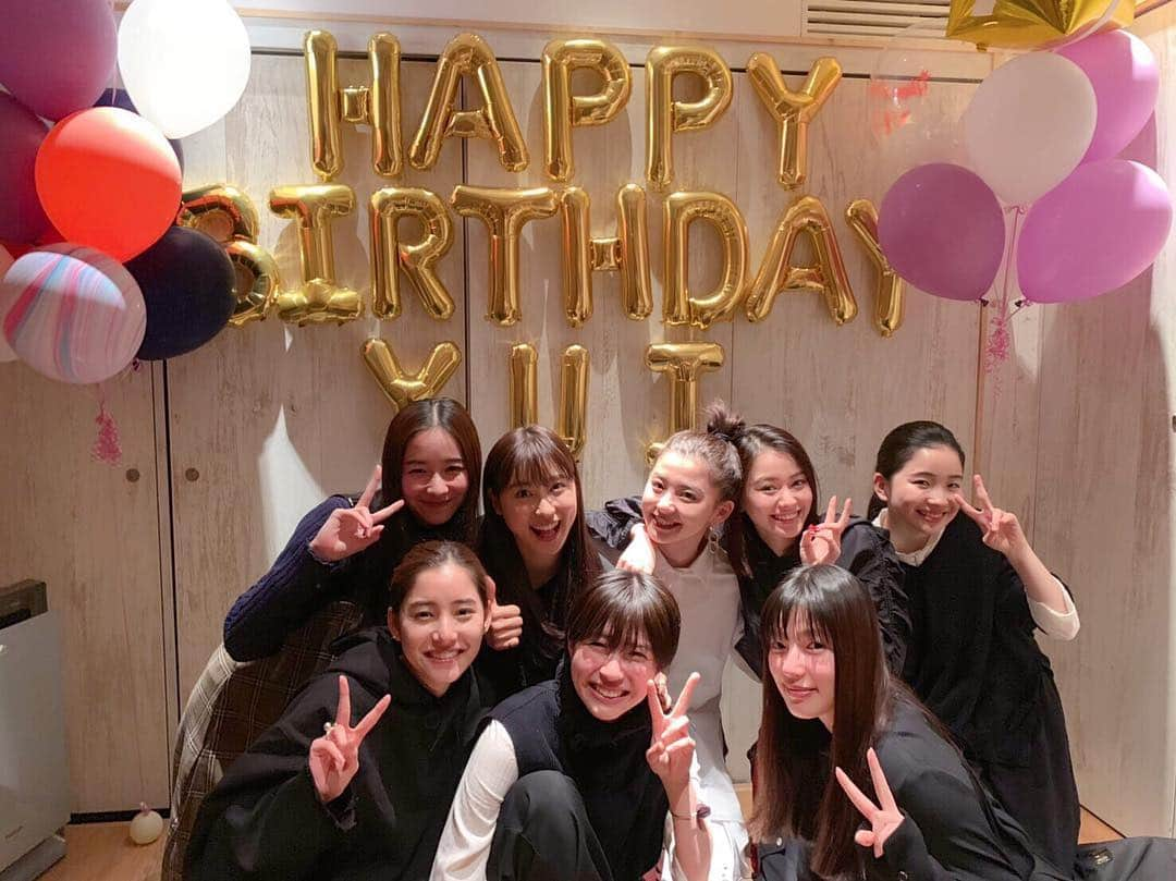 朝比奈彩さんのインスタグラム写真 - (朝比奈彩Instagram)「. . 麻子が24歳の誕生日でした！＾＾ ほんとにおめでとう！❤️ . 久しぶりにチアダンメンバーで 集まりました！(^ ^) 定期的に集まれるのはほんとに幸せ！！ . . #ootd #outfit #fashion #natural #code #codenate #model #models #make #makeup #shooting  #harmonypromotion #simple #チアダン #24歳 #誕生日 #おめでとう」3月14日 23時28分 - asahina_aya