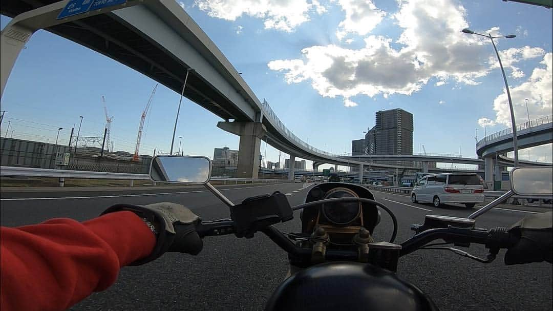 高谷裕之さんのインスタグラム写真 - (高谷裕之Instagram)「EVOで💨 パーカーは間違ったwww #harleydavidson #gopro #goprojp」3月14日 23時43分 - takaya.evilfist