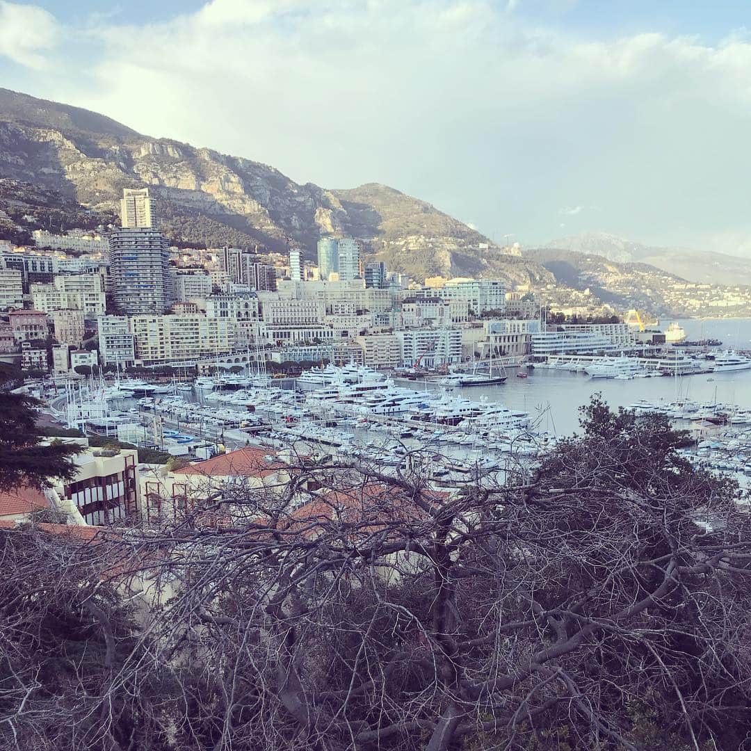 レイ・アレンさんのインスタグラム写真 - (レイ・アレンInstagram)「Yesterday @thewerth and I drove from Turin to Monaco in the classy and all powerful #MaseratiGranCabrio. She purred the whole way. Thank you @maserati! If you get a chance you gotta check out Monaco! #frenchriviera #fairmont #fairmonthairpinbend #maserati #francia #italia #hoteldeparis #montecarlo」3月14日 23時51分 - trayfour