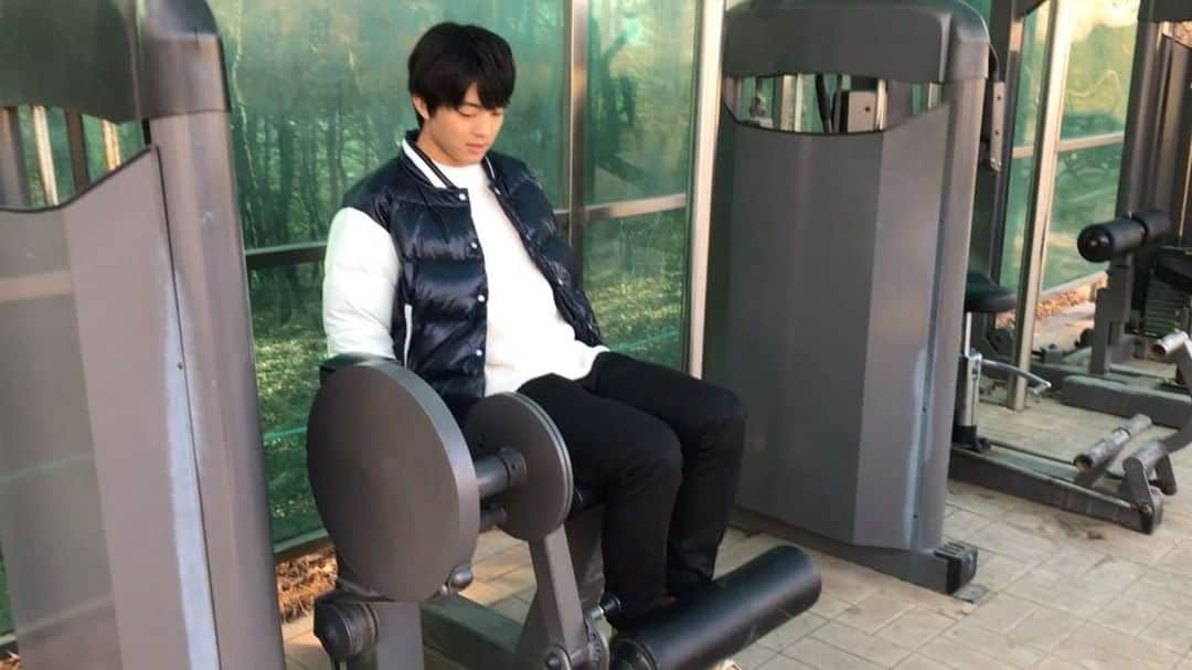 伊藤健太郎のインスタグラム：「伊藤健太郎が出演する『Kの旅人』（テレビ朝日）は、3月15日(金)深夜24:15〜 . お楽しみに！！ . https://www.tv-asahi.co.jp/knotabibito/ . @aoao_tt_  #aoao  #伊藤健太郎  #Kの旅人  #G健太郎」