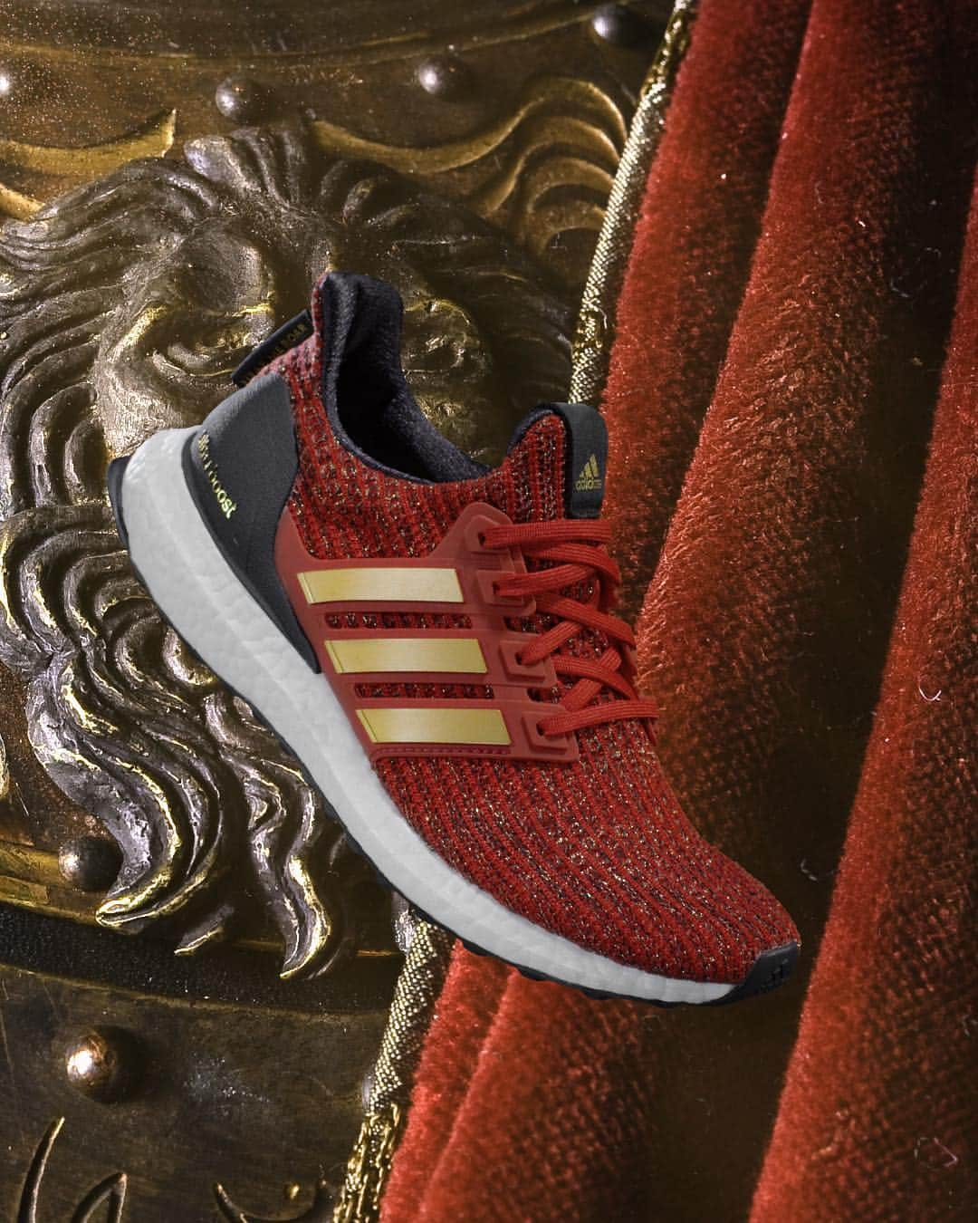 adidas Runningさんのインスタグラム写真 - (adidas RunningInstagram)「Winter is coming. The @adidasrunning x @gameofthrones #ULTRABOOST collection arrives March 22nd on adidas.com and in adidas stores.  In order of carousel: 1. adidas x @gameofthrones House Lannister Ultraboost  2. adidas x @gameofthrones Night’s Watch Ultraboost 3. adidas x @gameofthrones House Stark Ultraboost 4. adidas x @gameofthrones House Targaryen M Ultraboost 5. adidas x @gameofthrones House Targaryen W Ultraboost 6. adidas x @gameofthrones White Walker Ultraboost」3月15日 0時27分 - adidasrunning