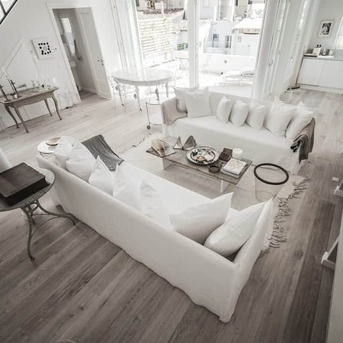 ジェルバゾーニさんのインスタグラム写真 - (ジェルバゾーニInstagram)「White nuances and shades, Ghost sofa in a wonderful open space in St.Catalina #GervasoniTour⁣ Renovation & interior design by Christine Leja Architects @bconnected_stores | Photo by Roman Kuhn⁣ .⁣ .⁣ .⁣ .⁣ #Gervasoni #Gervasoni1882 #interiordesign #homedesign #homedecor #paolanavone #designlovers #design #instadesign #instagood #interioraddict #homeinspiration #archilovers #furniture #style #inspiration #architecture #home #designinspiration #furnituredesign」3月15日 2時07分 - gervasoni1882
