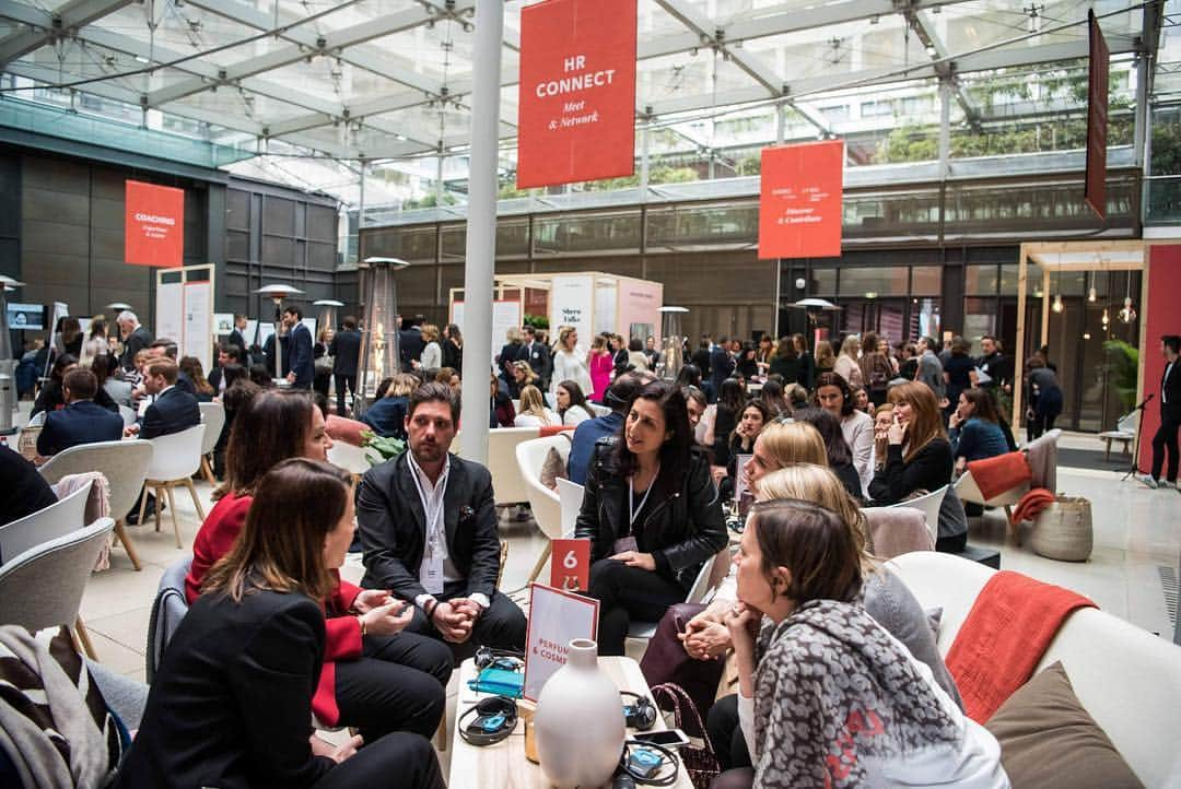 LVMHさんのインスタグラム写真 - (LVMHInstagram)「EllesVMH Accelerator Day On March 13th, members of the LVMH Executive Committee and more than 300 Group managers came together at LVMH headquarters in Paris for an EllesVMH Accelerator Day. After several conferences in the morning, a larger group of LVMH managers, both women and men, were invited to participate in workshops, networking and coaching sessions and EllesVMH talks by inspiring female talents of LVMH. _ 📷 @nora.hphotographe  _ #ellesVMH #InternationalWomensDay #IWD #IWD2019 #LVMHtalents #LVMH」3月15日 2時18分 - lvmh