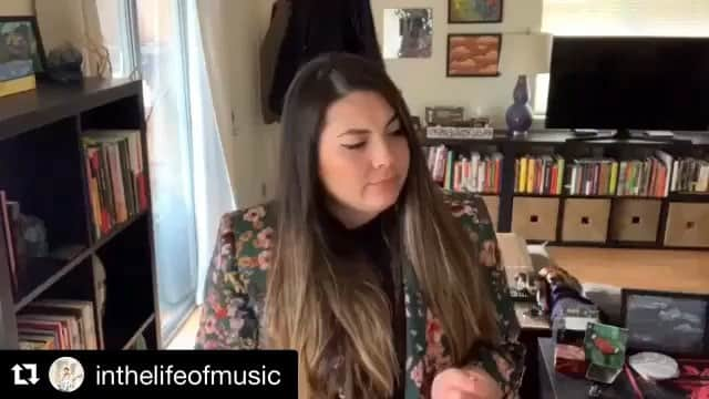 エレン・ウォンのインスタグラム：「This is so beautiful @tiffanylytlemusic !!! ⭐️ I had to learn how to sing in Khmer, and play guitar for @inthelifeofmusic . The process of learning Champa Battambang taught me so much about the beautiful history and meaning behind the song, which I often heard at home growing up. I love this song so much, and hope to hear from more hearts and souls out there!  In honor of our films release in Cambodia in March, we've decided to invite our very talented family and friends to participate in the #inthelifeofmusicchallenge  The In the Life of Music Challenge: Sing your own rendition of the song “Champa Battambang" and dedicate it to our film "In the Life of Music." You don't have to be a singer or even be Cambodian; you just have to love a great song. The length and how you present it is up to you. You can get as creative as you want, or as minimal as you want. Thank you for participating! You can email the video to innopics7881@gmail.com or post it directly on your page with a hashtag #inthelifeofmusicchallenge @inthelifeofmusic Don't forget to catch us in theaters in Cambodia on March 21st!! See you all there!! Major Cineplex Cambodia Legend Cinemas Prime Cineplex  #Repost @inthelifeofmusic with @get_repost ・・・ Artist @tiffanylytlemusic」