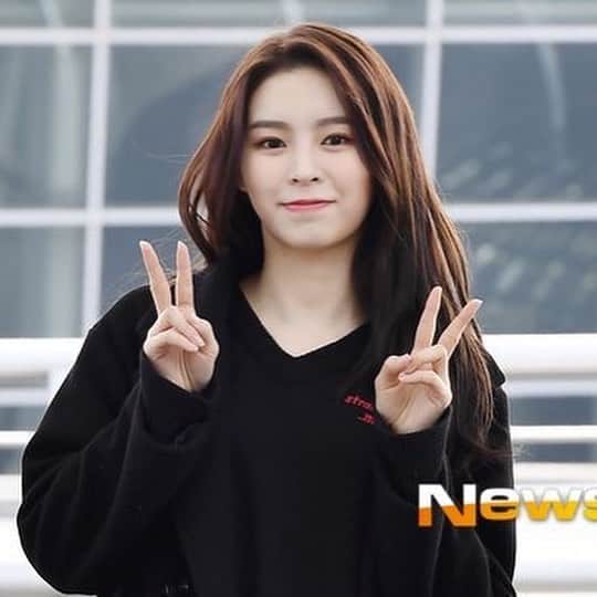 エルキーのインスタグラム：「Elkie is in China for one month to film a drama」