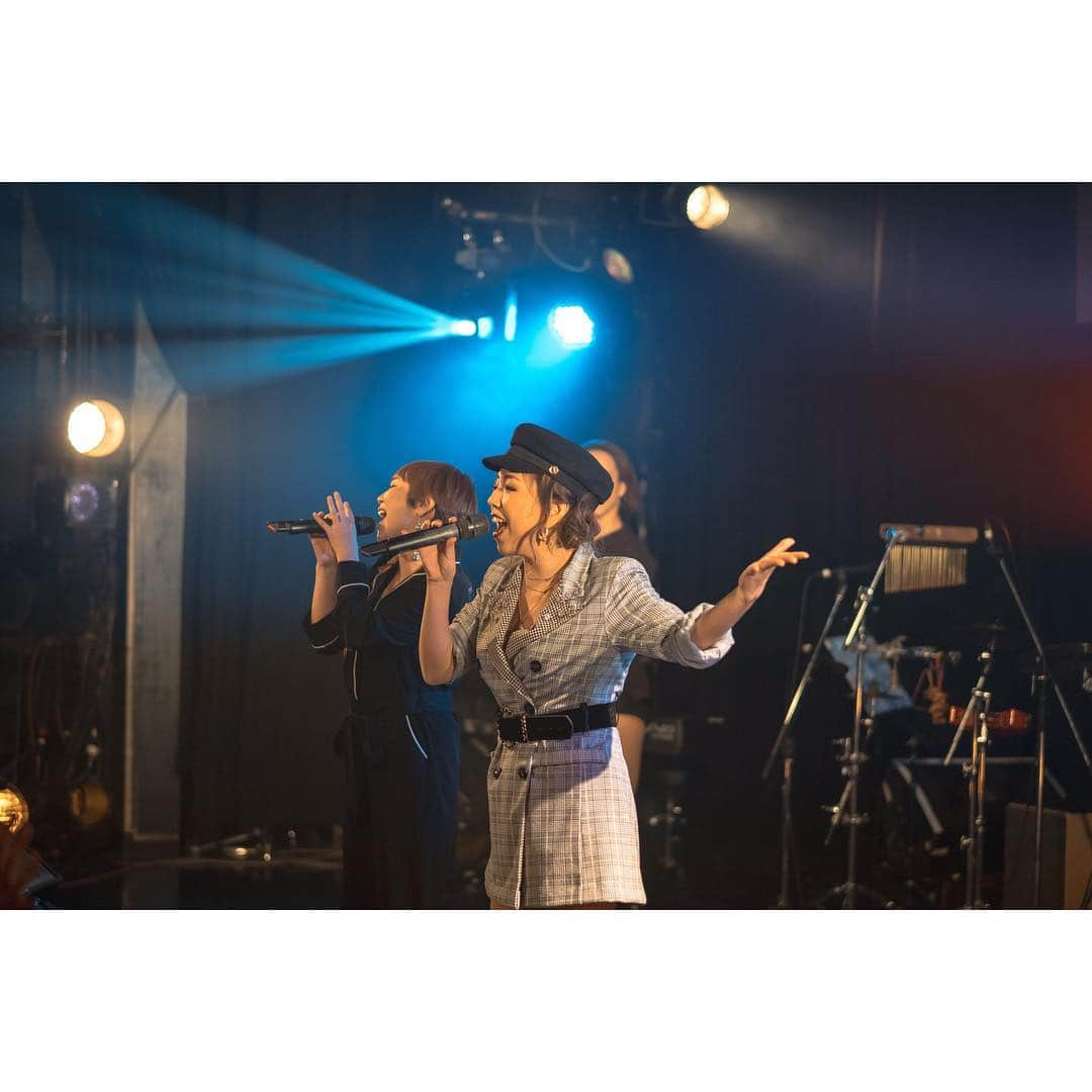 宏実さんのインスタグラム写真 - (宏実Instagram)「"Overflow feat. AZU" も好評で嬉しい😍CD絶賛発売中です！プロフィールにリンクあります！photos by @ta1star  #宏実222」2月28日 19時35分 - hiromisrainbow