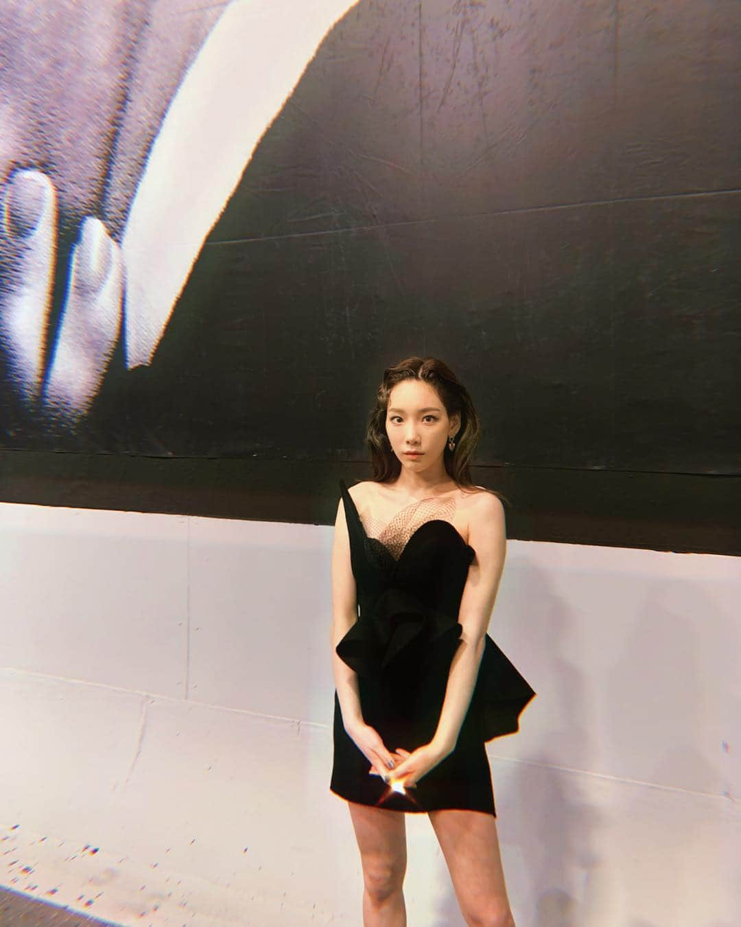 テヨン さんのインスタグラム写真 - (テヨン Instagram)「weariness🦇」2月28日 20時21分 - taeyeon_ss