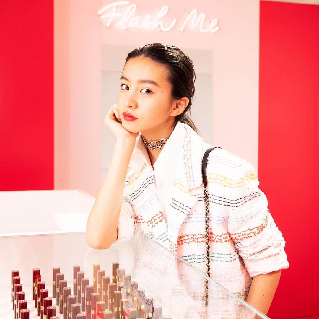 kokiさんのインスタグラム写真 - (kokiInstagram)「New lip stick alert from CHANEL❤️I stopped by the ROUGE COCO FLASH event space today which opens tomorrow! My lip colour is “92 AMOUR.” #RougeCoco #ココフラッシュ #chanel」2月28日 22時11分 - koki