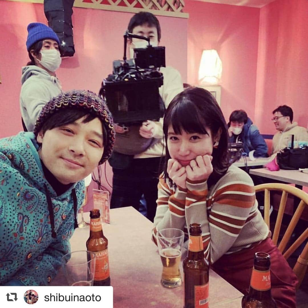 柳英里紗さんのインスタグラム写真 - (柳英里紗Instagram)「#repost @shibuinaoto via @PhotoAroundApp . 木ドラ25「#デザイナー渋井直人の休日」 IIGTV、番組公式HP、番組Twitterにて… 第7話の"#裏渋(urashibu)"を配信中！😎 . . 今回は【⠀カレーショップと妹分⠀】🍛👧 . ラブラブな甲本夫婦の馴れ初めです💕 渋井さんの顔が…本気です…😱笑 是非ご覧ください🤣 . . これまでの全話を見逃した方は #TSUTAYAプレミアム で😍！ . . #デザイナー渋井直人の休日 #テレビ東京  #木ドラ25  #BSテレ東 #渋井直人 #光石研  #岡山天音  #池松壮亮  #柳英里紗  #岩瀬亮  #川栄李奈  #臼田あさ美 #甲本夫婦のオフショットby渋井さん撮影📷」3月1日 14時41分 - _beth_elisa_