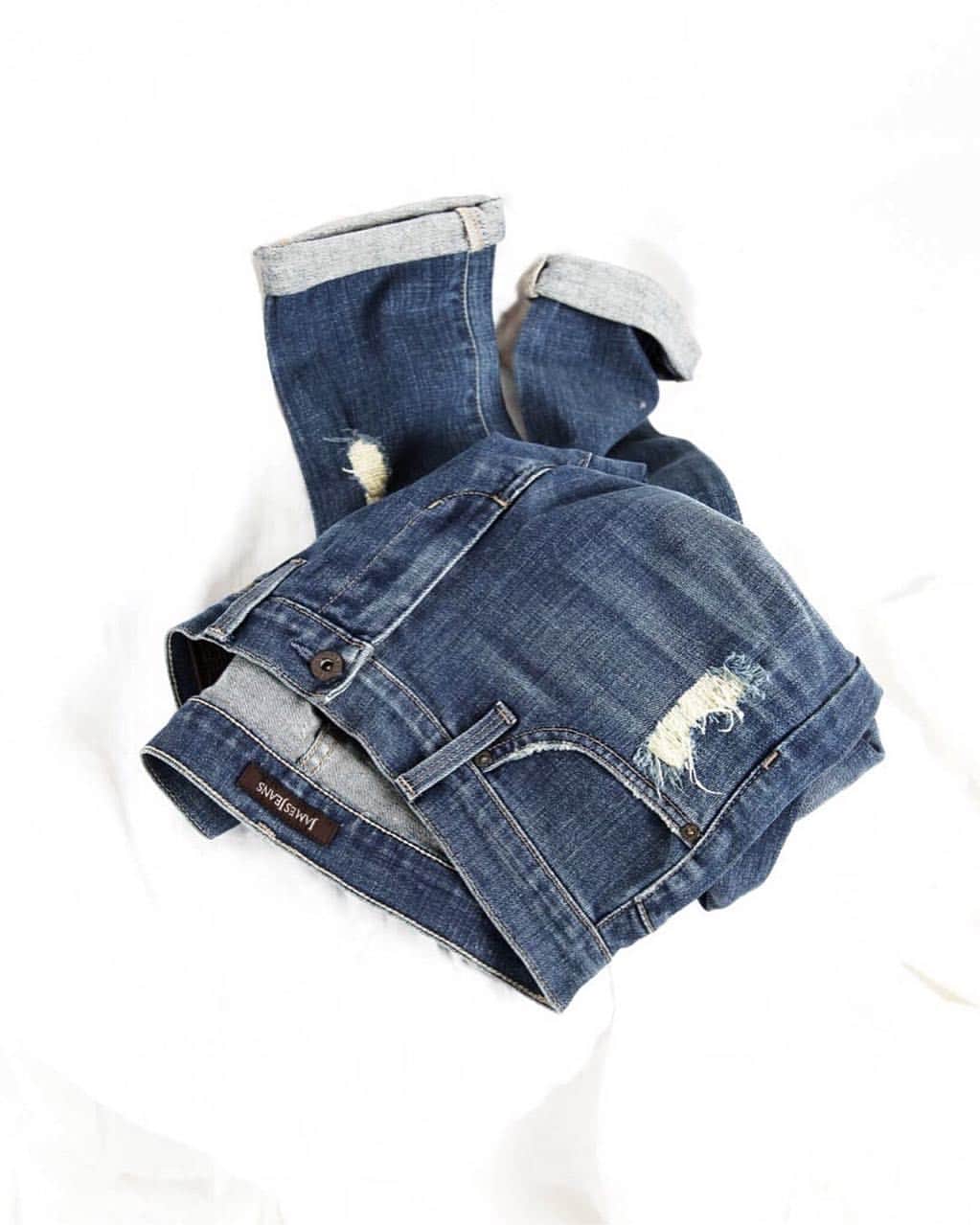 ジェームスジーンズのインスタグラム：「Find your perfect fit. #jamesjeans」