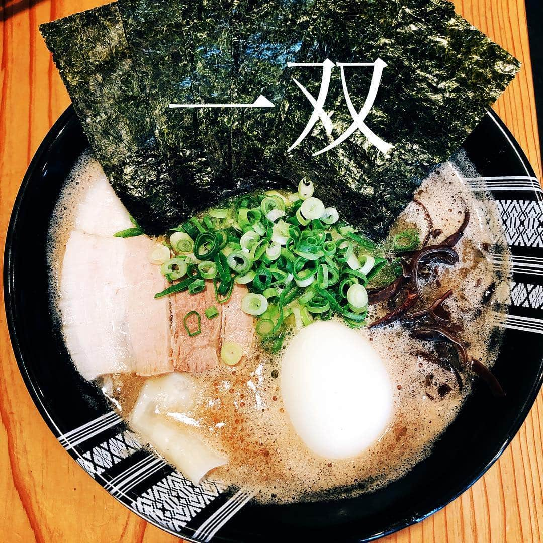 久保ユリカさんのインスタグラム写真 - (久保ユリカInstagram)「HAKATA!🍜 #ラーメン部 #noodle #fukuoka #lunch #福岡 #祇園」3月2日 8時23分 - shi_ka_co