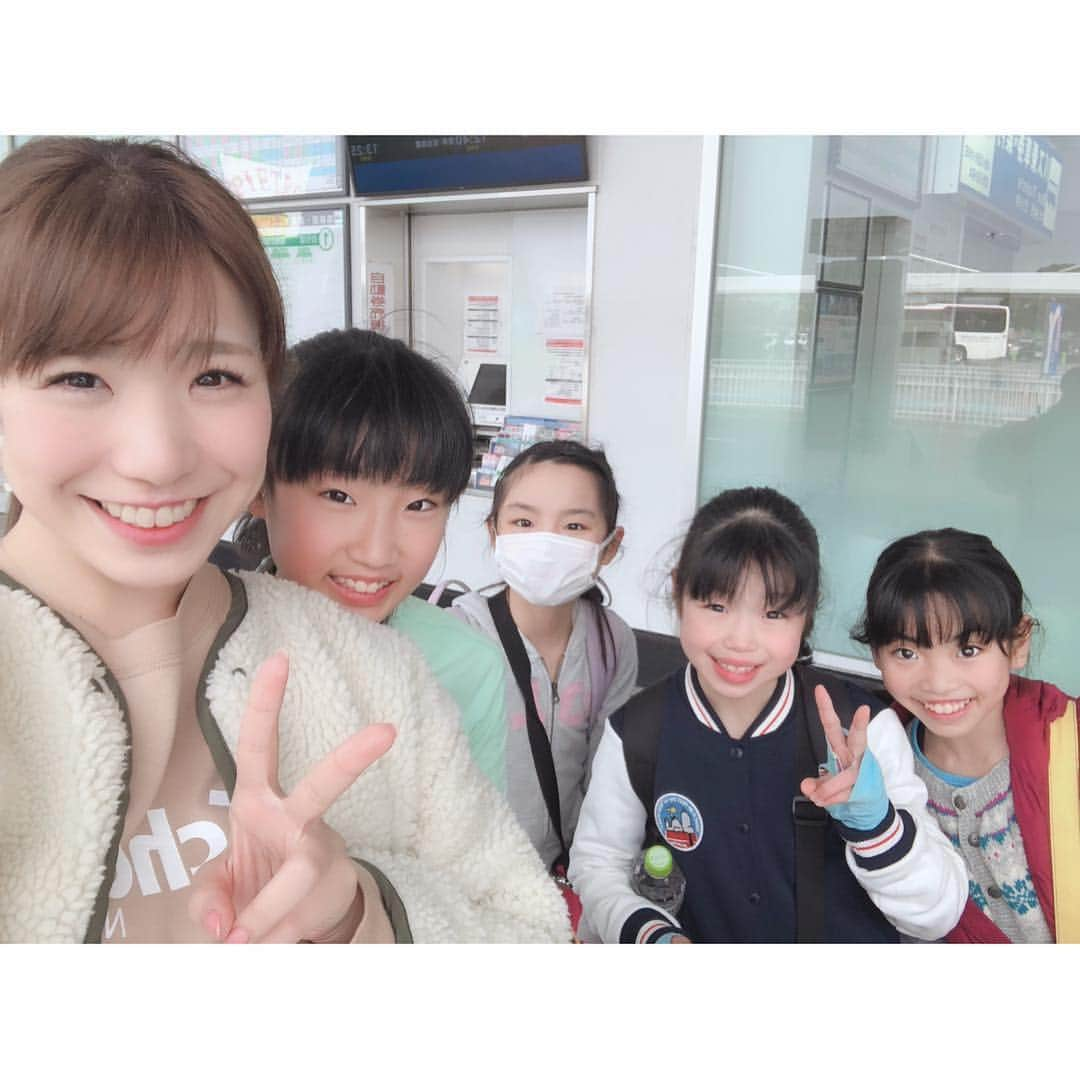 武田奈也さんのインスタグラム写真 - (武田奈也Instagram)「福岡⛸ 今回も3人、振り付けさせて頂きました😊💖 くったくただけど、充実した4日間でした☺️🌟 今日は10時間ぐらい寝られそう😴💤」3月1日 23時29分 - nana___takeda