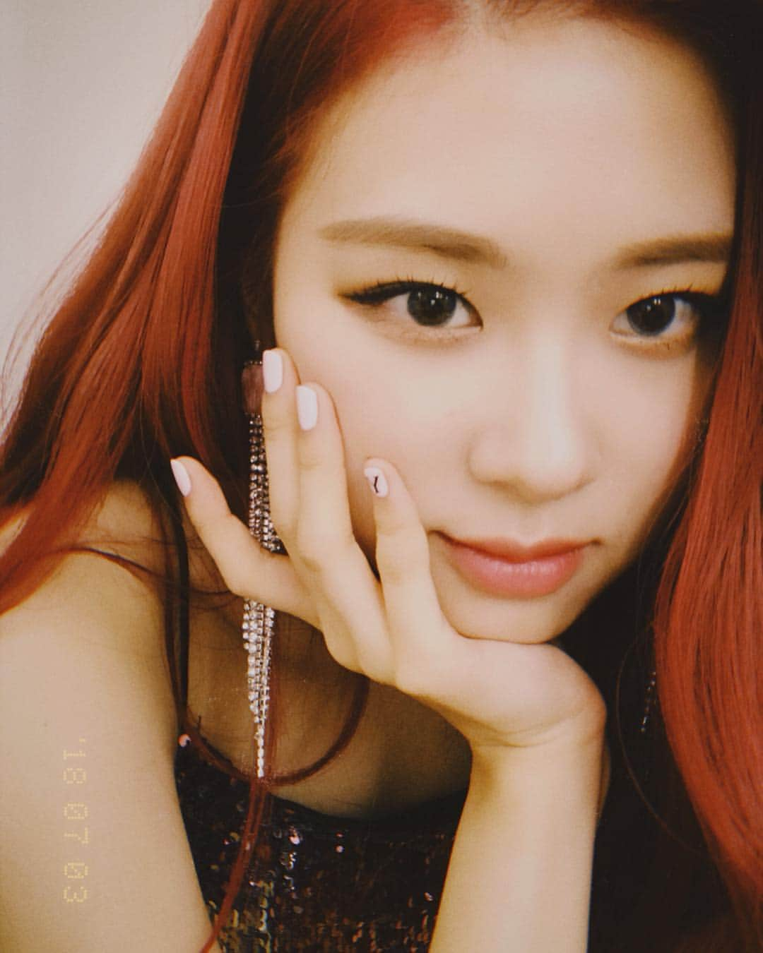 ロゼさんのインスタグラム写真 - (ロゼInstagram)「red hair days」3月2日 16時18分 - roses_are_rosie