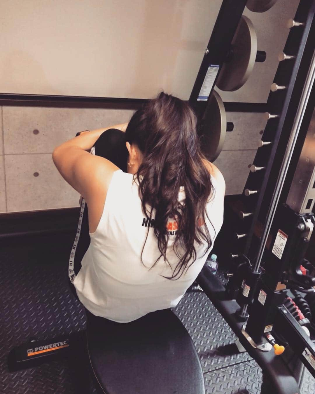 結子さんのインスタグラム写真 - (結子Instagram)「Work hard, Play hardって言葉好き。今週のパーソナルトレーニング。 1枚目カッコつけて撮ってるけど、それ以降は川人トレーナーに追い込まれて死んでます。お尻と上半身メイン。 明日もがんばるぞい。 そして、お仕事で初神戸です。ご飯屋さんとかオススメあったら教えてください🤭 . #gym#workout#personaltrainer#model#trainlikeanangel #japan#asiangirl #ジム#パーソナル#恵比寿#完全個室#気になる方はDMしてね」3月2日 21時44分 - yuiko_yyy