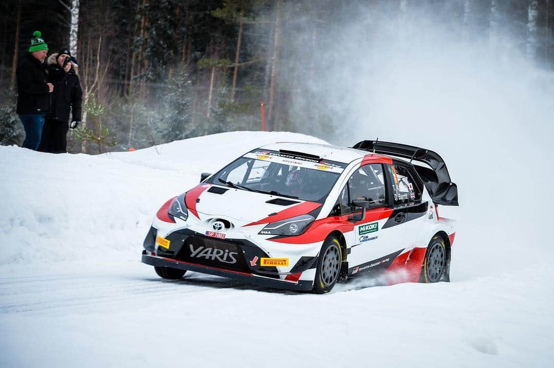 勝田貴元さんのインスタグラム写真 - (勝田貴元Instagram)「‪We finished and won the first rally with #YarisWRC !!‬ ‪It was very difficult conditions due to snow storm bring too many snows... but it also good experiences!‬ ‪Thank you very much for @tgr_wrc team guys and @danbarritt !!‬ Amazing car!! Amazing experiences!! Congratulations for SM1class winner Flying Fin @emillindholmen !👍 You were very fast🇫🇮 ‪ヤリスWRCでの初ラリーは勝ちましたが、凄い吹雪で見ての通り先頭雪かきが大変でした…！‬😅 ‪ミスもありスピンのリスタートに手間取り大きくタイムロスしたりもしましたが、それらも良い経験になりました！‬ この様な素晴らしい経験をさせて頂いた事に感謝です！ TOYOTA Gazoo Racingの皆様、ありがとうございました！  今からこのままメキシコ🇲🇽です！」3月3日 13時31分 - takamotokatsuta