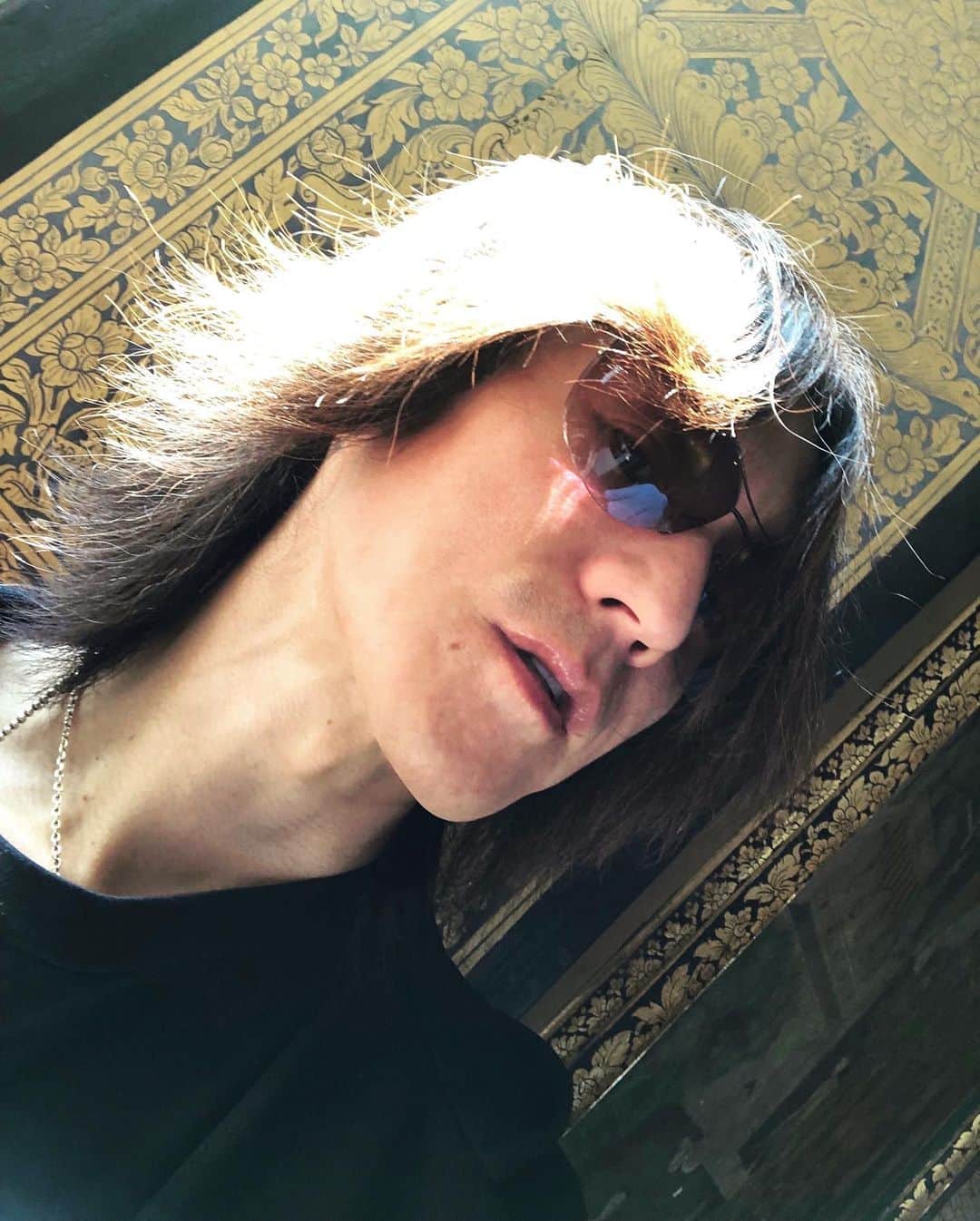 SUGIZOさんのインスタグラム写真 - (SUGIZOInstagram)「I 💗 BKK 🇹🇭 ( •̀ .̫ •́ )✧」3月3日 13時42分 - sugizo_official