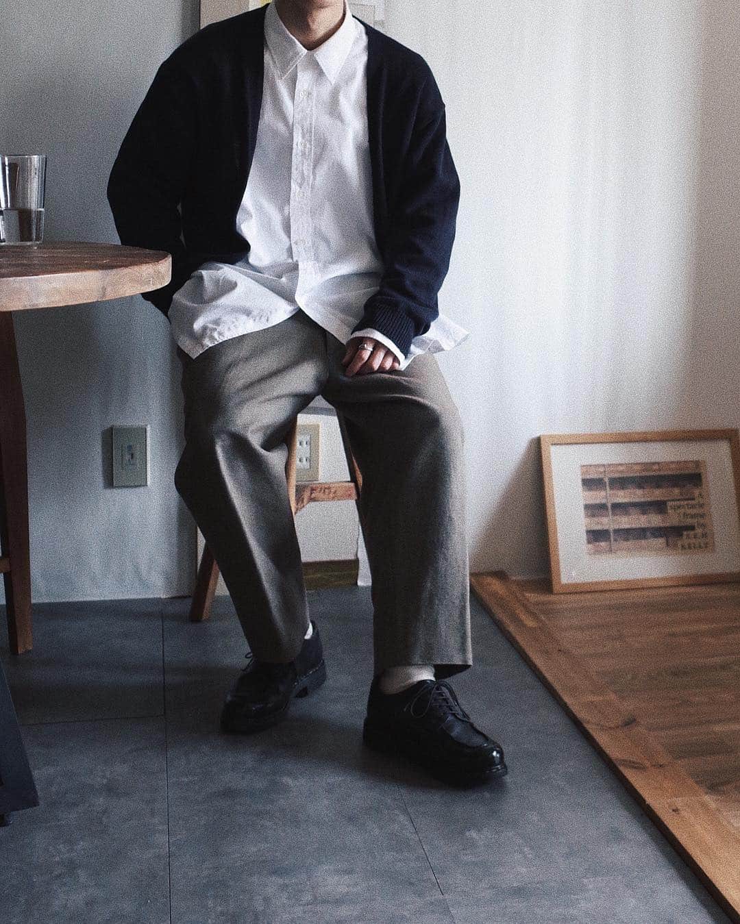 yukiのインスタグラム：「ㅤㅤㅤㅤㅤㅤㅤㅤㅤㅤㅤㅤㅤ りょうじさん宅にて ありがとうございました。！ ㅤㅤㅤㅤㅤㅤㅤㅤㅤㅤㅤㅤㅤ #comoli  #graphpaper #thomasmason #lechoppe  #neat_tokyo  #paraboot」