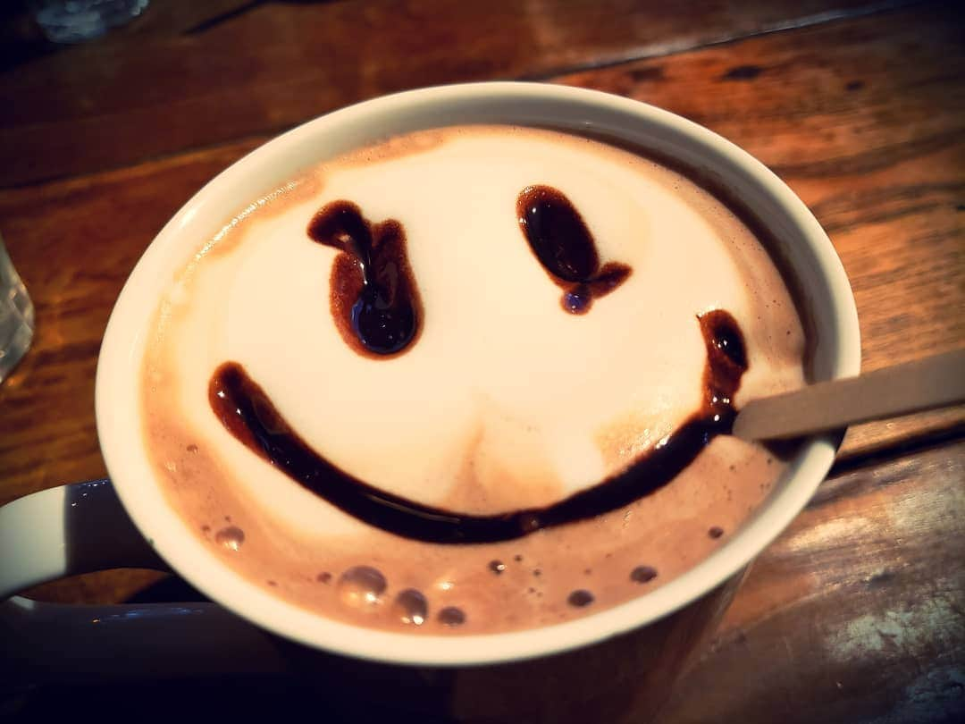 Shihoさんのインスタグラム写真 - (ShihoInstagram)「smile!  #matcoffee #chocolatemilk #smile」3月3日 17時16分 - fried_pride_shiho