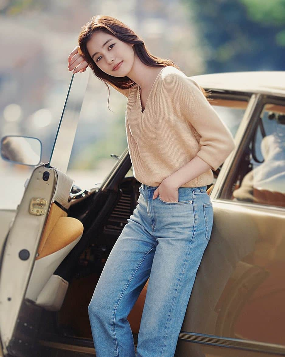 新木優子さんのインスタグラム写真 - (新木優子Instagram)「I am the campaign model for 19SS UNIQLO Jeans. The posters will be in-store throughout Asia and Europe,  so for those of you overseas, please make sure to check it out.  訳☺️ UNIQLOジーンズのイメージキャラクターになりました。 ポスターが、アジア・ヨーロッパでも展開されますので、 是非海外の方もチェックして下さいね‼︎ #UNIQLO #ユニクロ」3月3日 20時06分 - yuuuuukko_