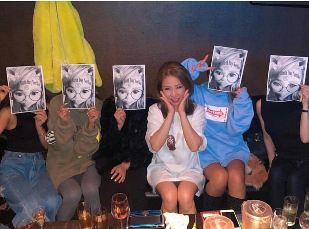 菅又菜摘（ナツ）さんのインスタグラム写真 - (菅又菜摘（ナツ）Instagram)「Happy birthday🎂 @norinco02 のりちゃん👸🏼💕 サプライズ大成功🌶でした みんな可愛くて面白くて大好き💛 いつもありがとうございます😚 これからもよろしくお願いします🤲🏾 #love #mygirls #surprise #norinco #happy #birthday #山田五郎邸のごりょんさん」3月4日 3時52分 - kogenatsu920