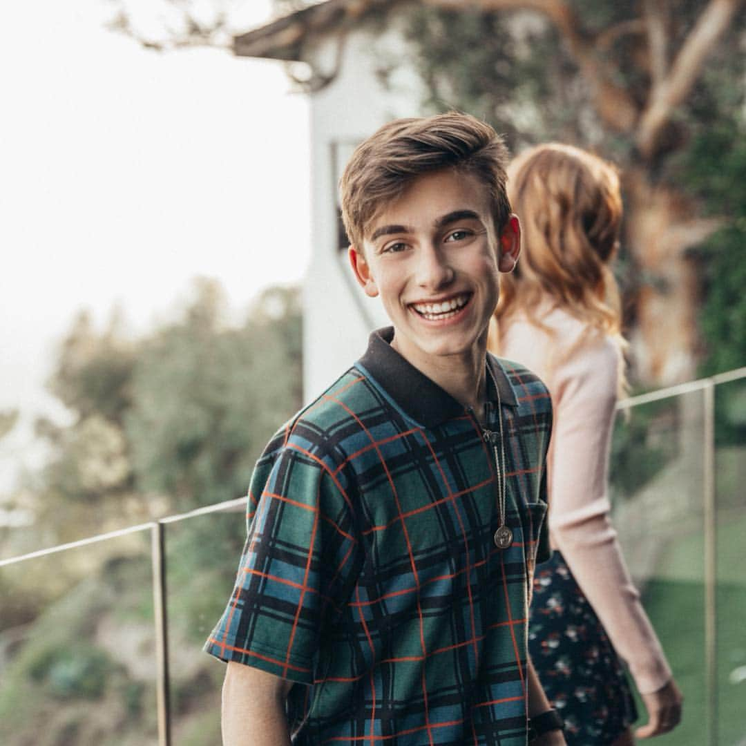 ジョニー・オーランドさんのインスタグラム写真 - (ジョニー・オーランドInstagram)「#sleepmusicvideo behind the scenes. 📸 @jessicaspohr」3月4日 3時58分 - johnnyorlando