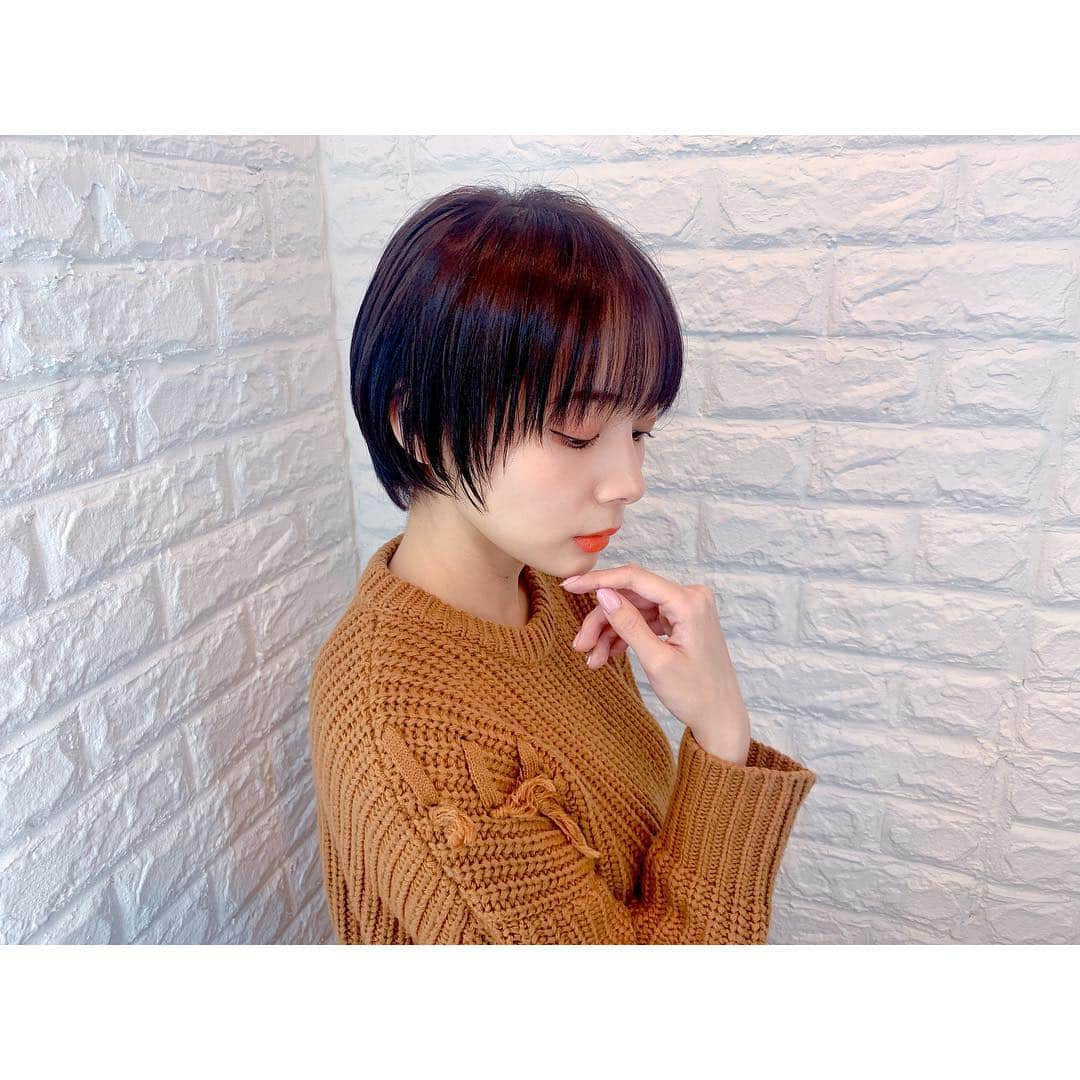 岡田紗佳さんのインスタグラム写真 - (岡田紗佳Instagram)「切りたても、伸びた時もすき💇‍♀️ #ショート @sasage_hair」3月4日 15時40分 - sayaka_okada