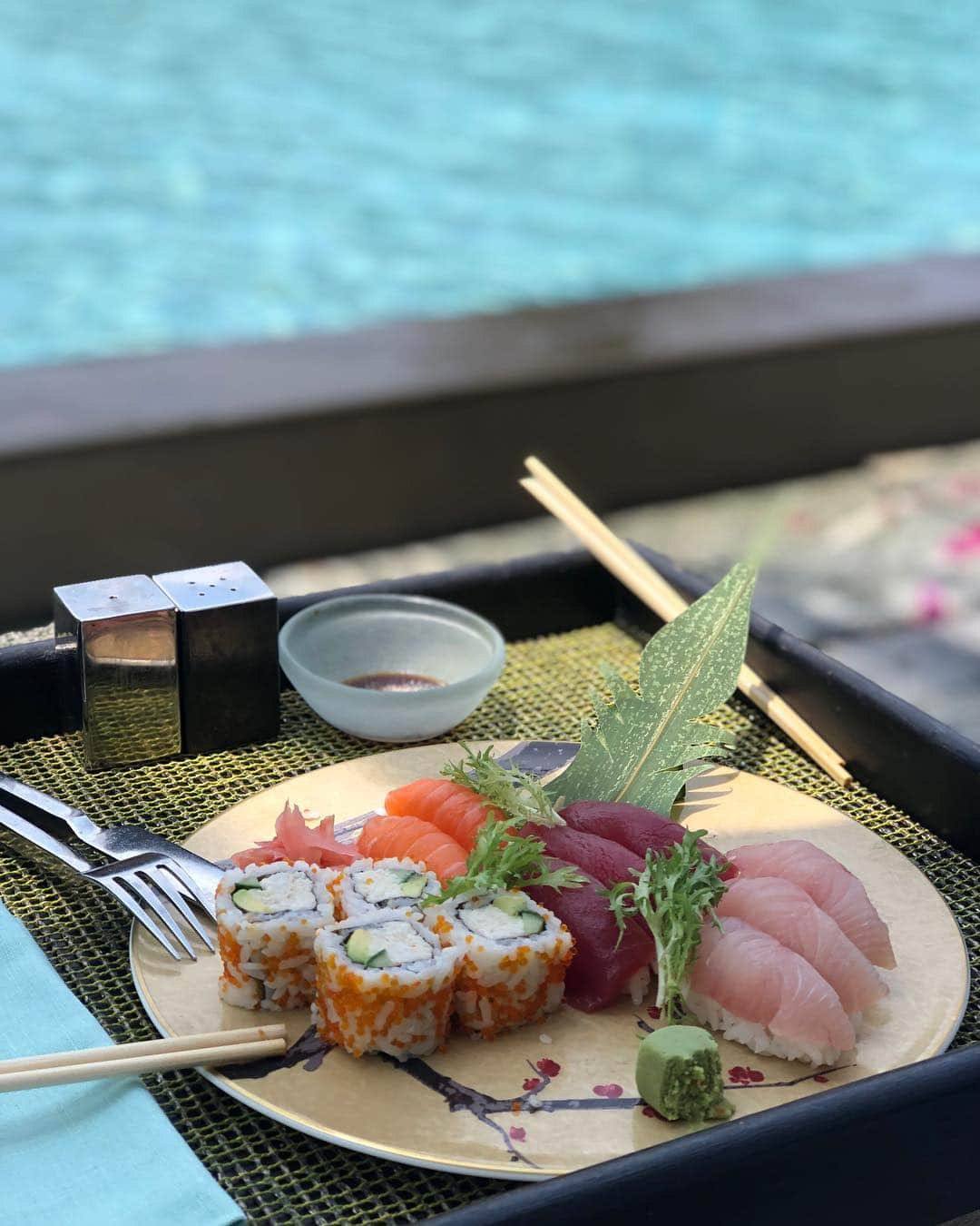 山口夏実さんのインスタグラム写真 - (山口夏実Instagram)「ずっと水の中にいた🦈✨ 気持ちよかった〜💖 気温は28度から31度くらいだけど、 風が心地良くて全然不快な暑さじゃない🌱 ＊ ＊ @fsmaldives  #fsmaldives  #fslandaagiraavaru  #maldives」3月4日 12時38分 - natsumi19910625