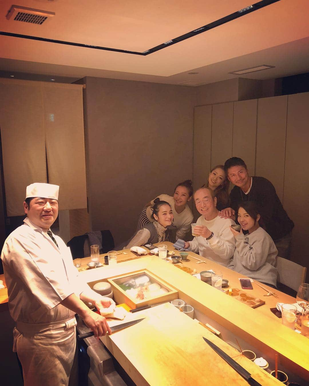 志村けんさんのインスタグラム写真 - (志村けんInstagram)「友達との食事🍣 美味しいです」3月5日 20時20分 - ken_shimura_bakatono67