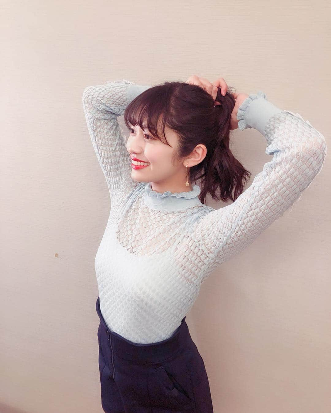 浅野杏奈さんのインスタグラム写真 - (浅野杏奈Instagram)「ポニ子﻿ ﻿﻿﻿ #photography  #ポートレート ﻿﻿ #followme﻿ #love #like﻿ #ポニーテール #ootd」3月5日 20時01分 - this.is.anna_box