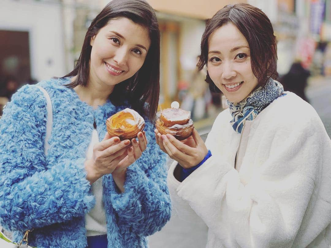 橋本マナミさんのインスタグラム写真 - (橋本マナミInstagram)「明日6日の夜7時から #BSプレミアム にて #パン旅 🍞 ▽住宅街のぜいたくパン(２) 松陰神社前・下北沢編  パン大好き女優 #木南晴夏 さんの #パン旅 シリーズ。 みてねん💕」3月5日 16時53分 - manami84808