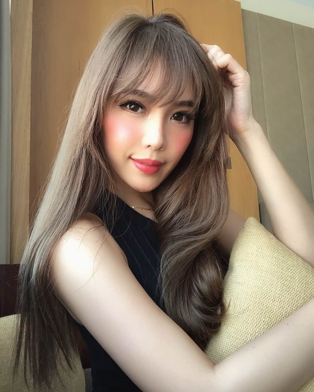 のインスタグラム：「飽き性のわたしですがまだ前髪キープ中🧸 * * * #cjjuri #jurixoxoxo #cyberjapan #cyberjapandancers #makeup #japanesegirl」