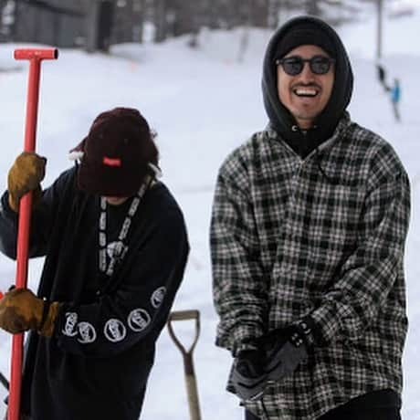 中村貴之さんのインスタグラム写真 - (中村貴之Instagram)「マイケルのマイちゃんと📸 最近お気に入りの🕶はDANG SHADESのNEWモデル「ZENITH」 3月8日より発売開始 @dangshades_jp  @dangshades  #サングラス #sunglasses @so______ya.k 📸🙏」3月5日 21時44分 - taka_brew