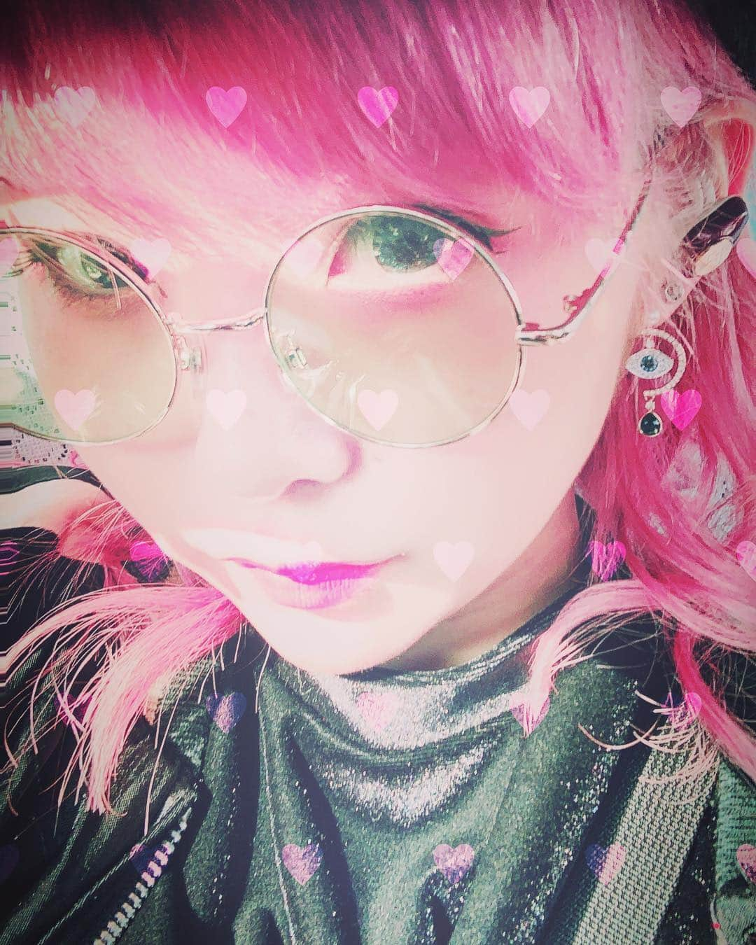 澁谷梓希さんのインスタグラム写真 - (澁谷梓希Instagram)「#pink」3月6日 1時49分 - azk_s811