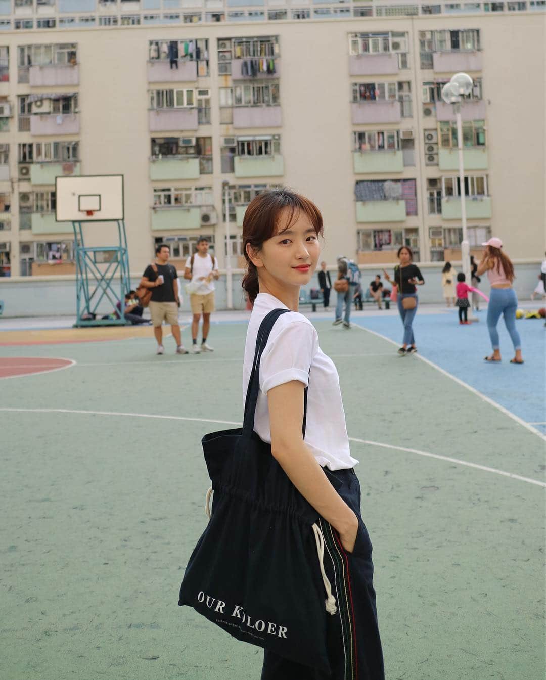 ウォン・ジナのインスタグラム：「공원인줄 알고 갔는데..주차장 옥상이었다🤭 신기방기..」