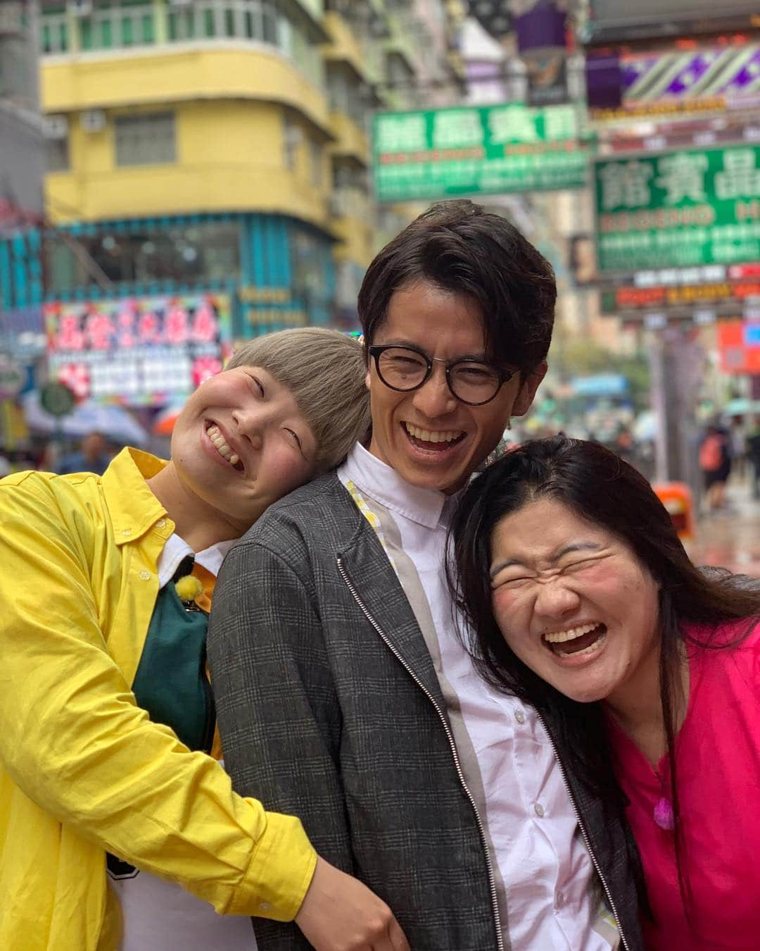 藤森慎吾さんのインスタグラム写真 - (藤森慎吾Instagram)「両手にFlower in HONGKONG」3月6日 23時48分 - fujimori_shingo0317